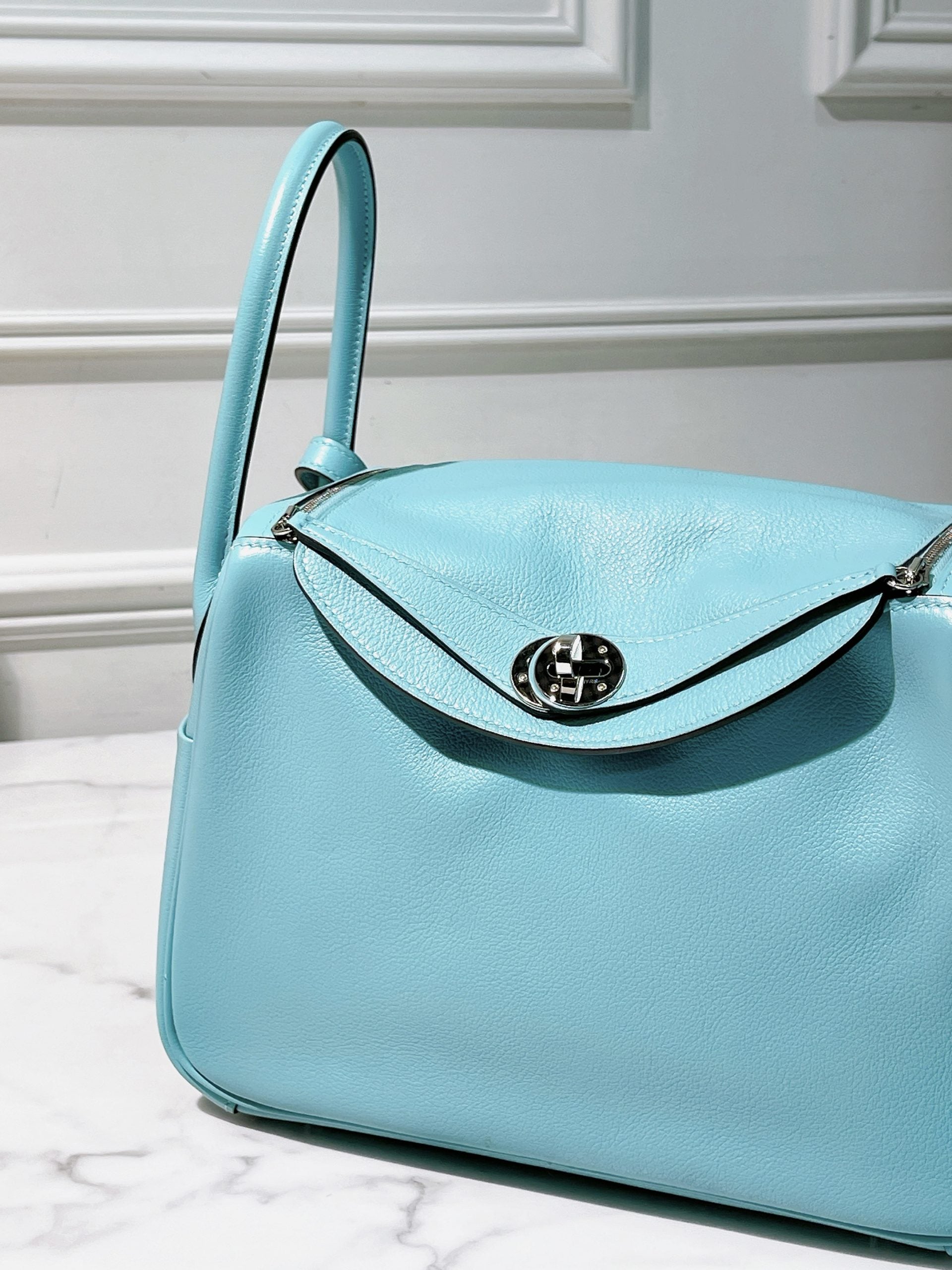 HERMES LINDY 26, Bleu Atoll/Silver