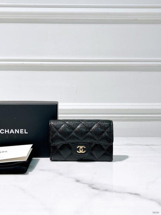 CHANEL CARD HOLDER, Black/Gold
