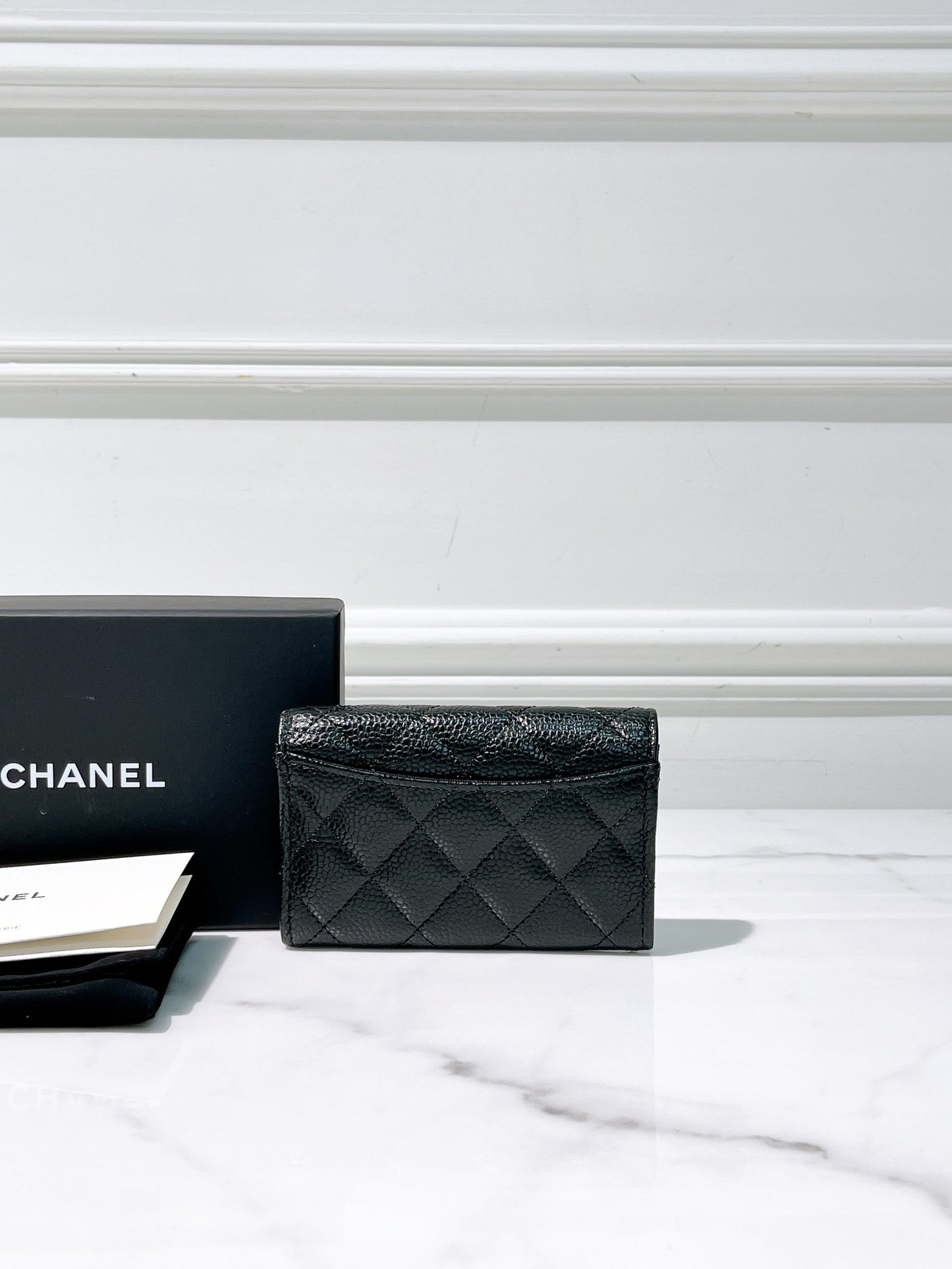 CHANEL CARD HOLDER, Black/Gold