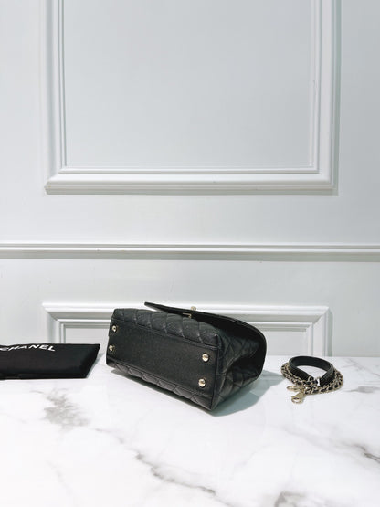 CHANEL COCO HANDLE SMALL, Black/Gold