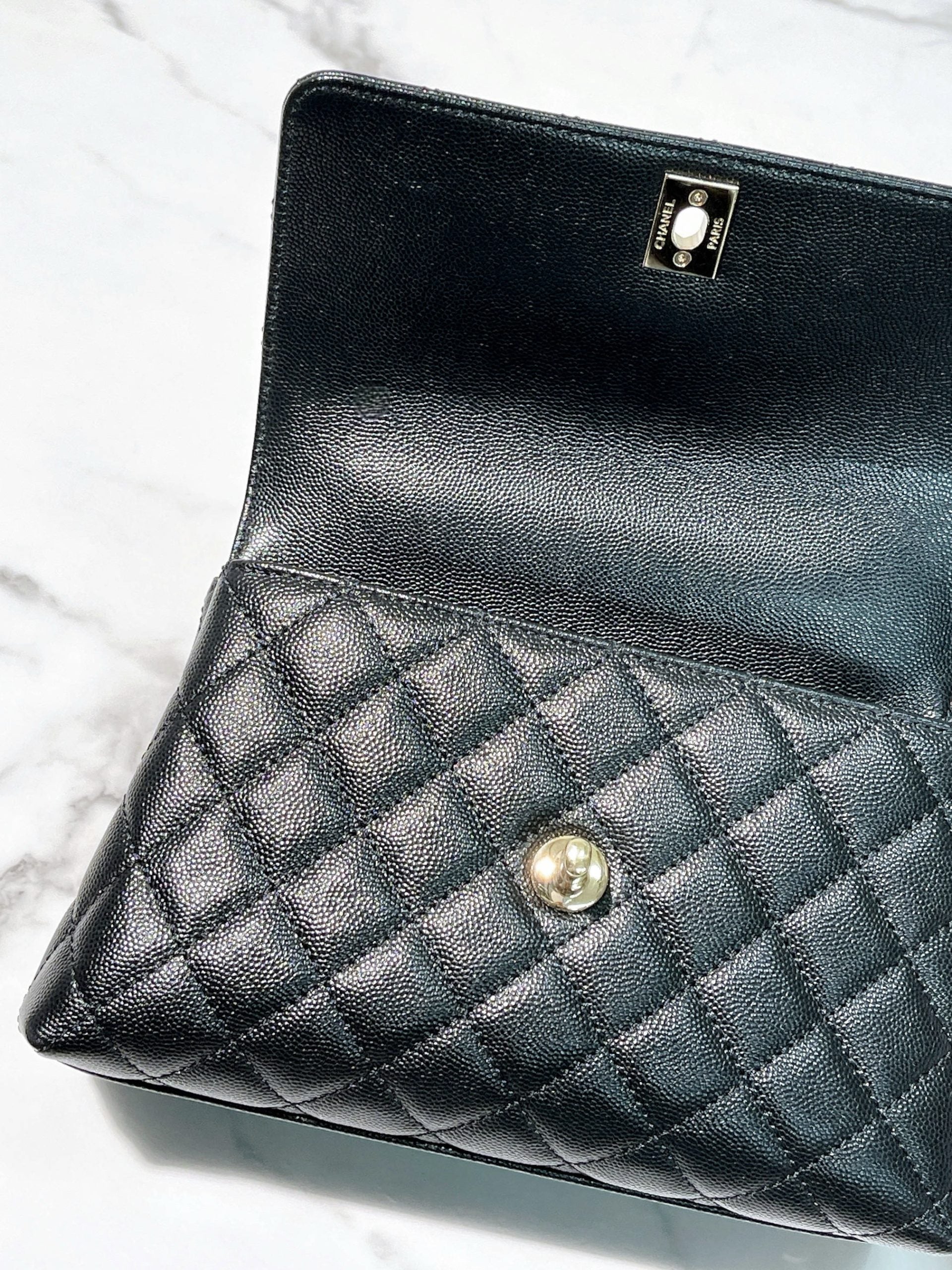 CHANEL COCO HANDLE SMALL, Black/Gold