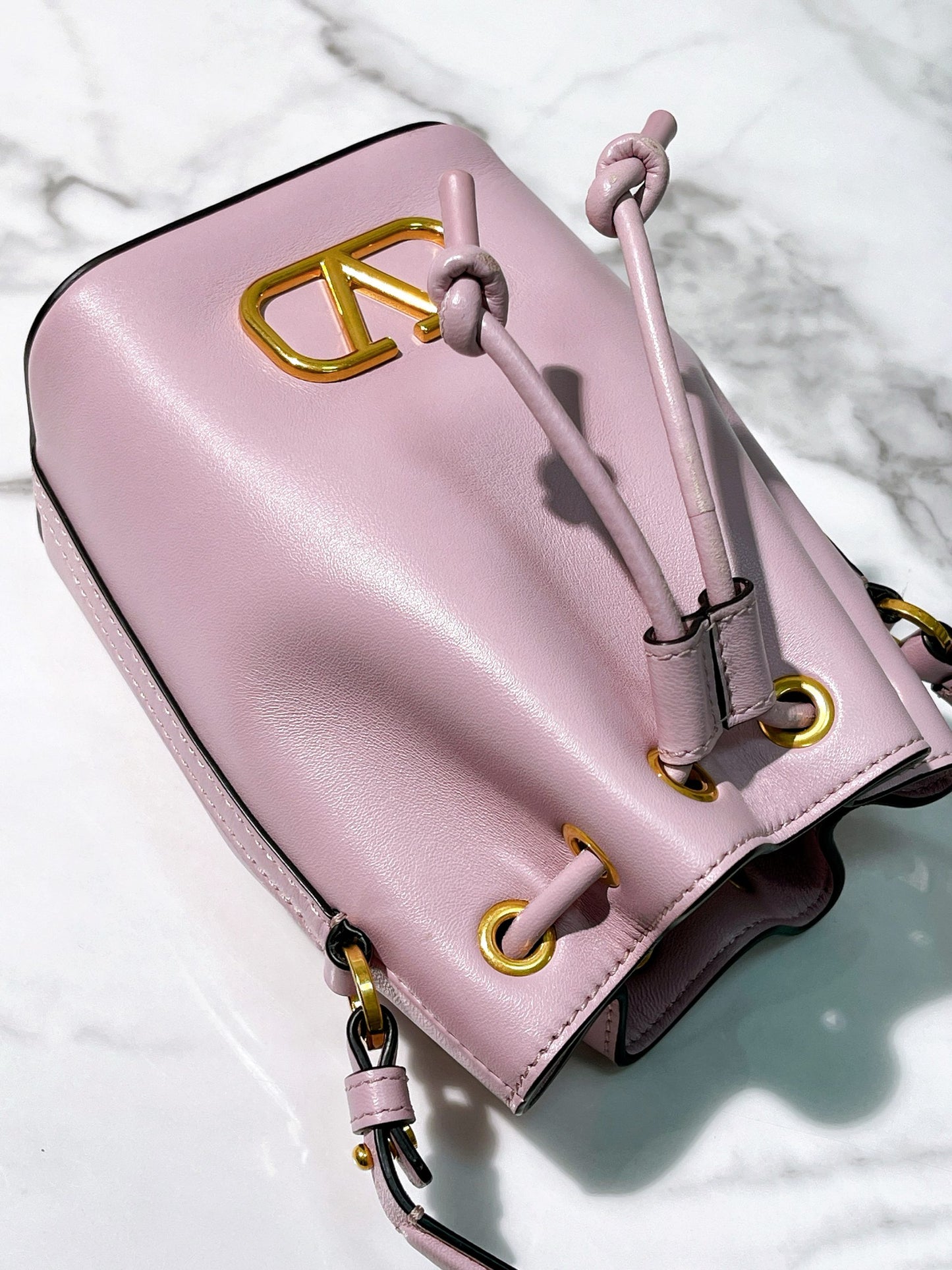 VALENTINO MINI BUCKET BAG