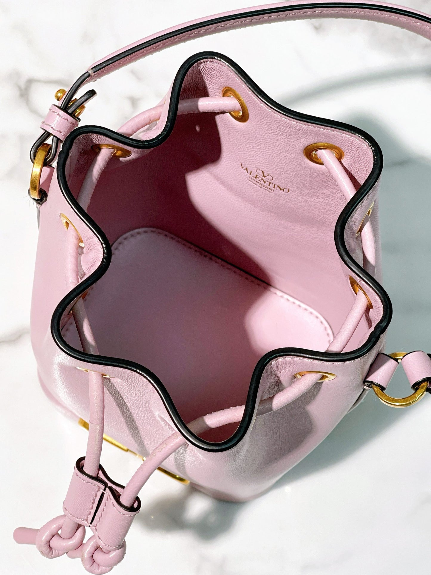 VALENTINO MINI BUCKET BAG