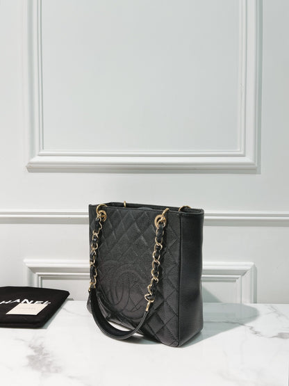 CHANEL PST SHOPPING TOTE, Black/Gold