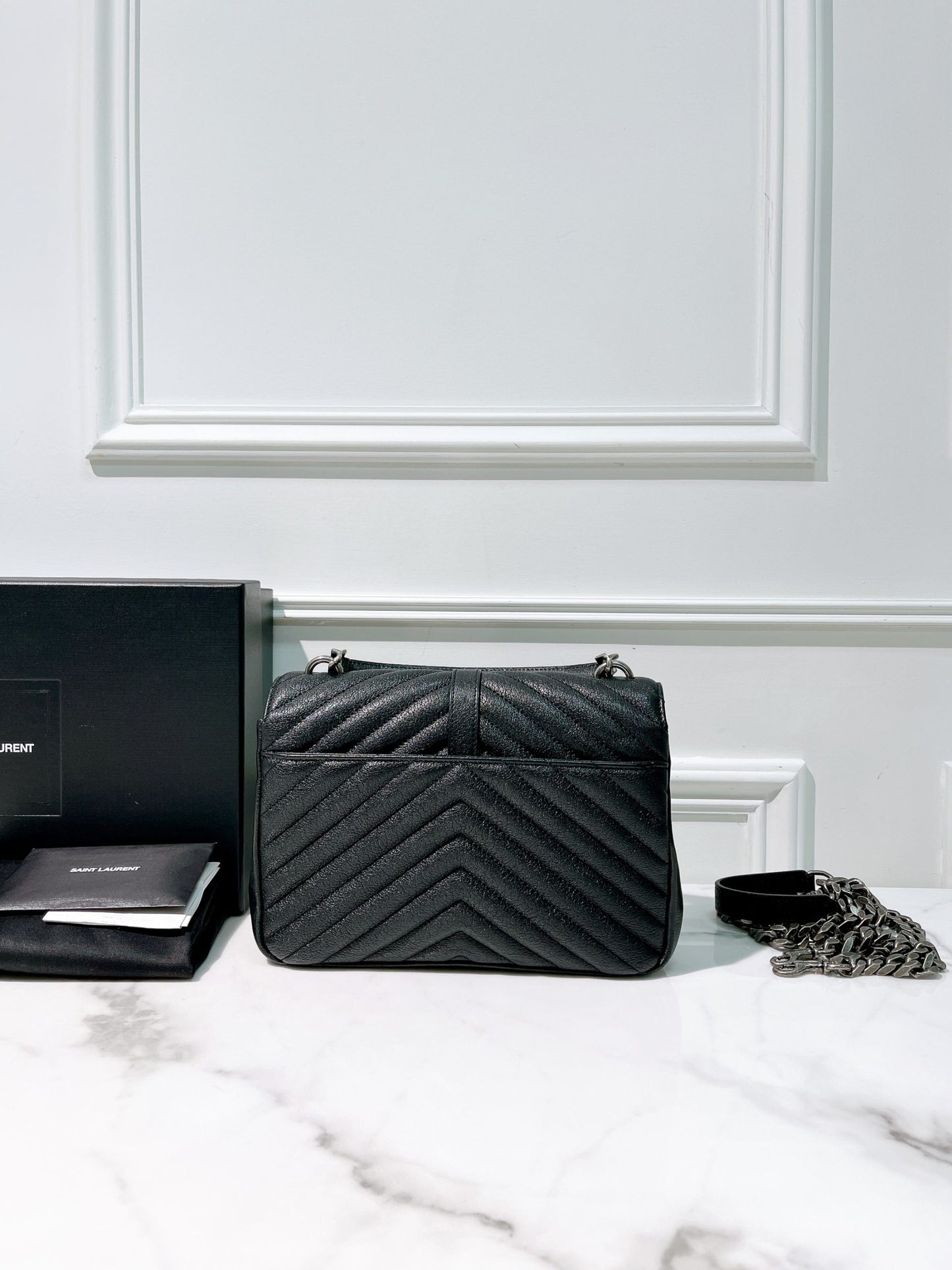 YSL COLLEGE MESSENGER BAG, Black/Silver