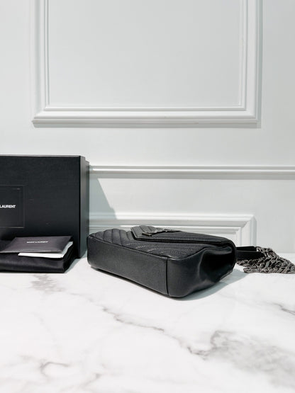 YSL COLLEGE MESSENGER BAG, Black/Silver