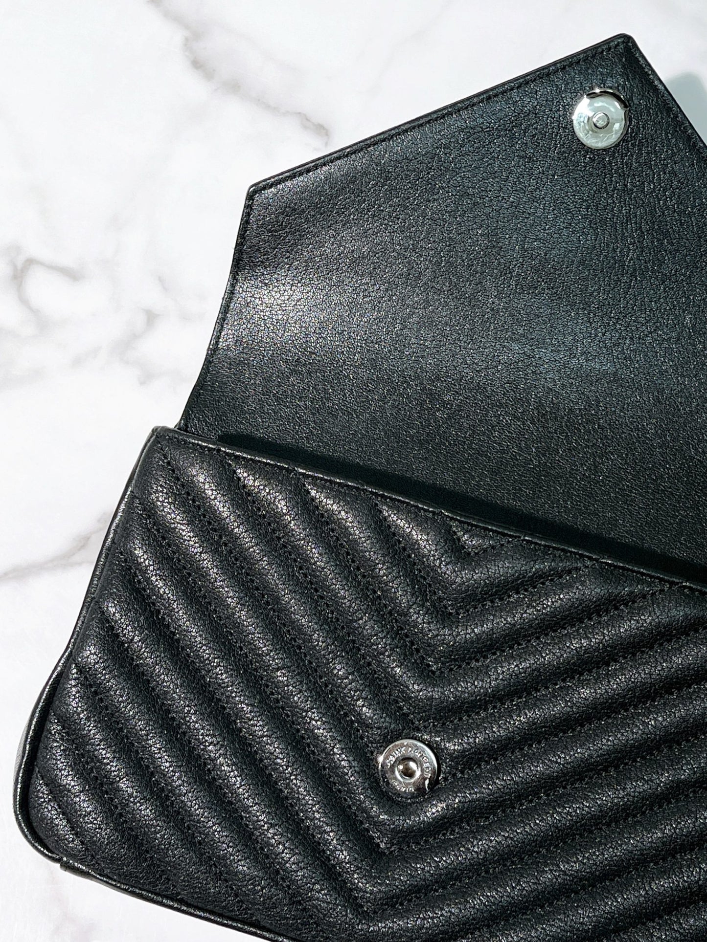 YSL COLLEGE MESSENGER BAG, Black/Silver