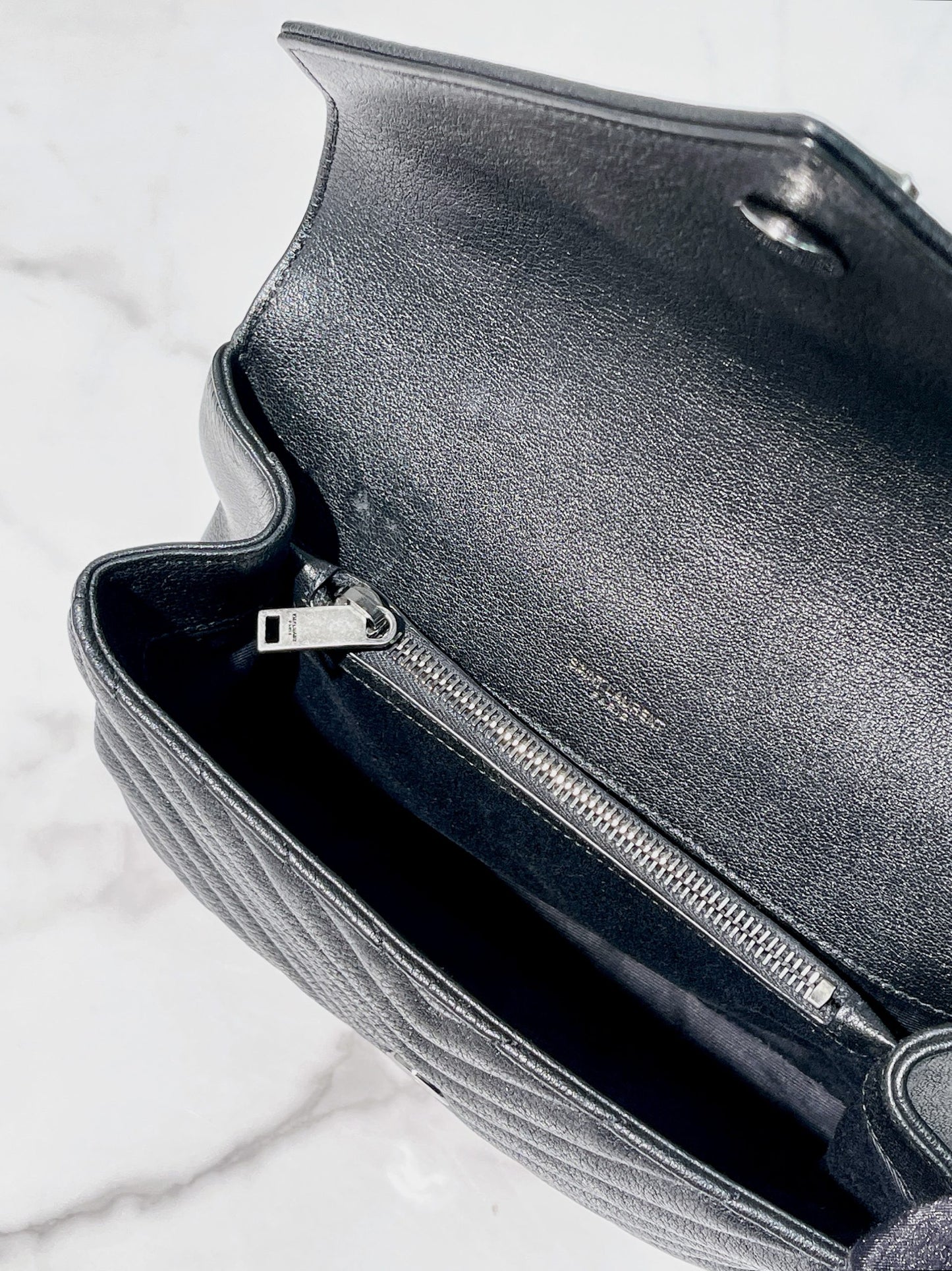 YSL COLLEGE MESSENGER BAG, Black/Silver