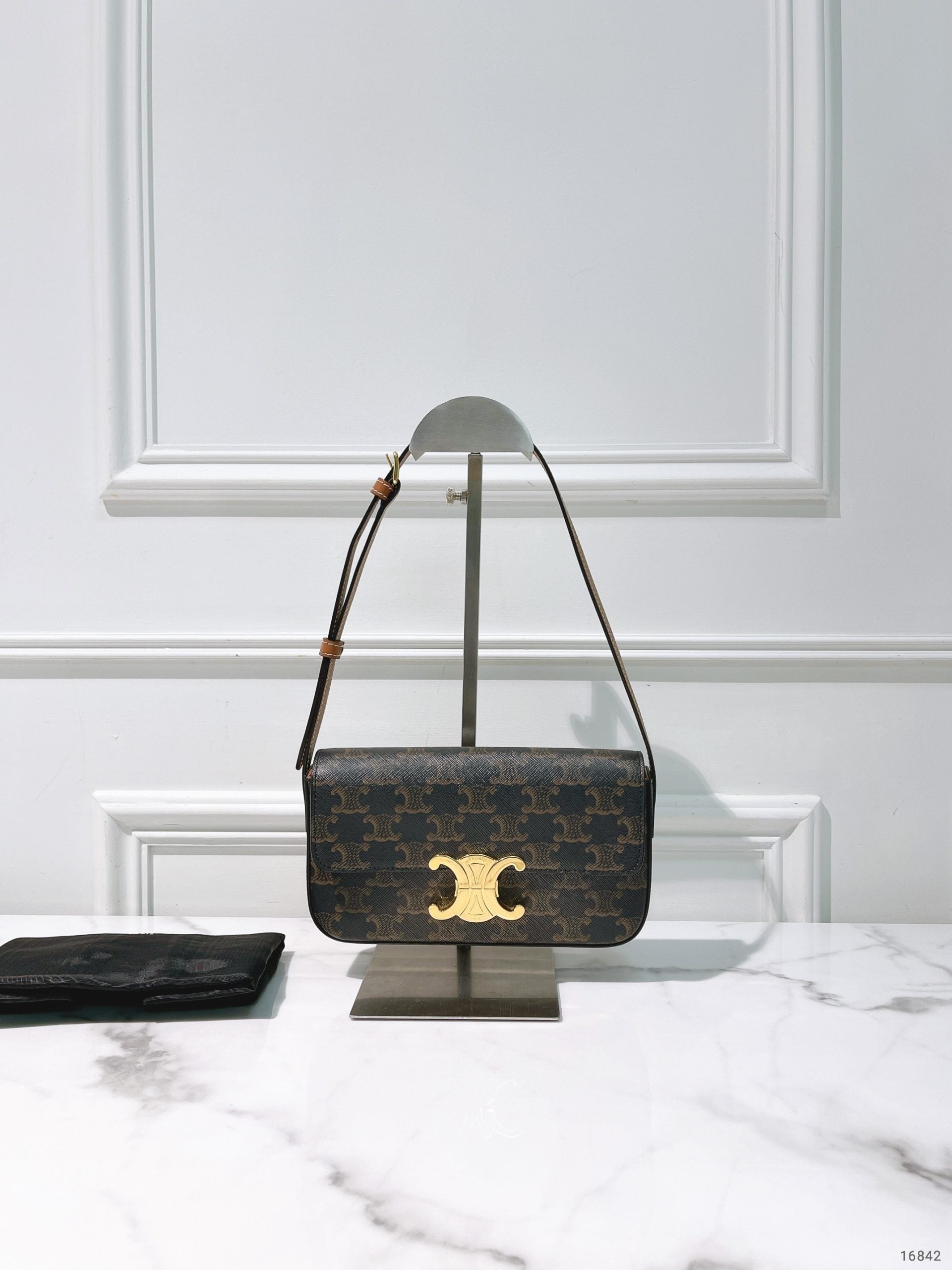 CELINE CLAUDE IN TRIOMPHE SHOULDER BAG