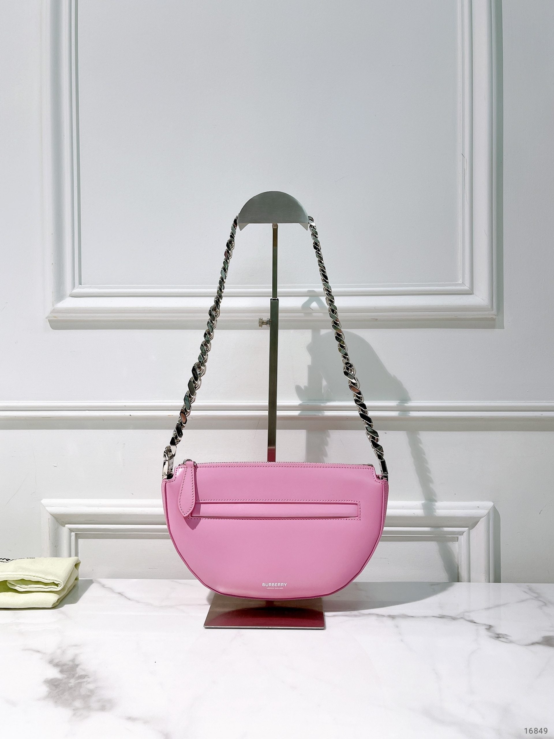 BURBERRY OLYMPIA SHOULDER BAG, Pink/Silver