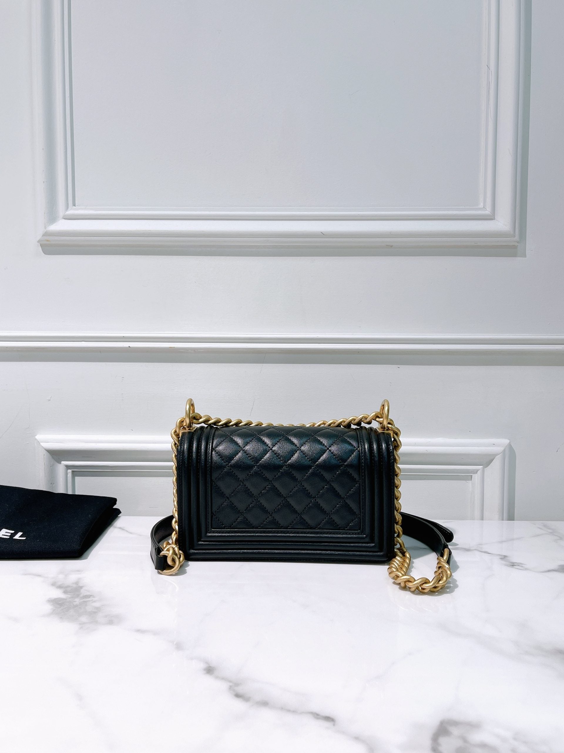 CHANEL SMALL BOY HANDBAG, Black/Gold