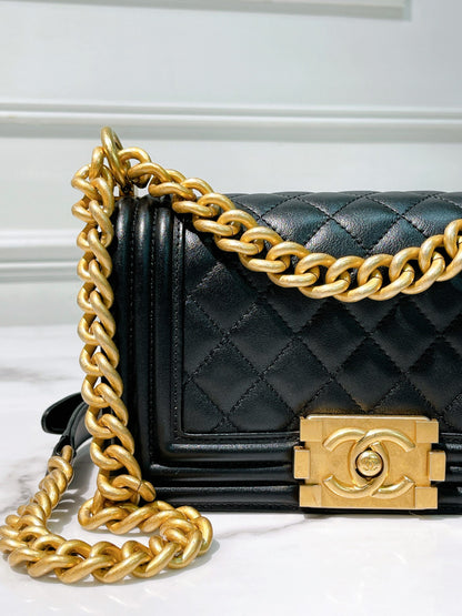 CHANEL SMALL BOY HANDBAG, Black/Gold