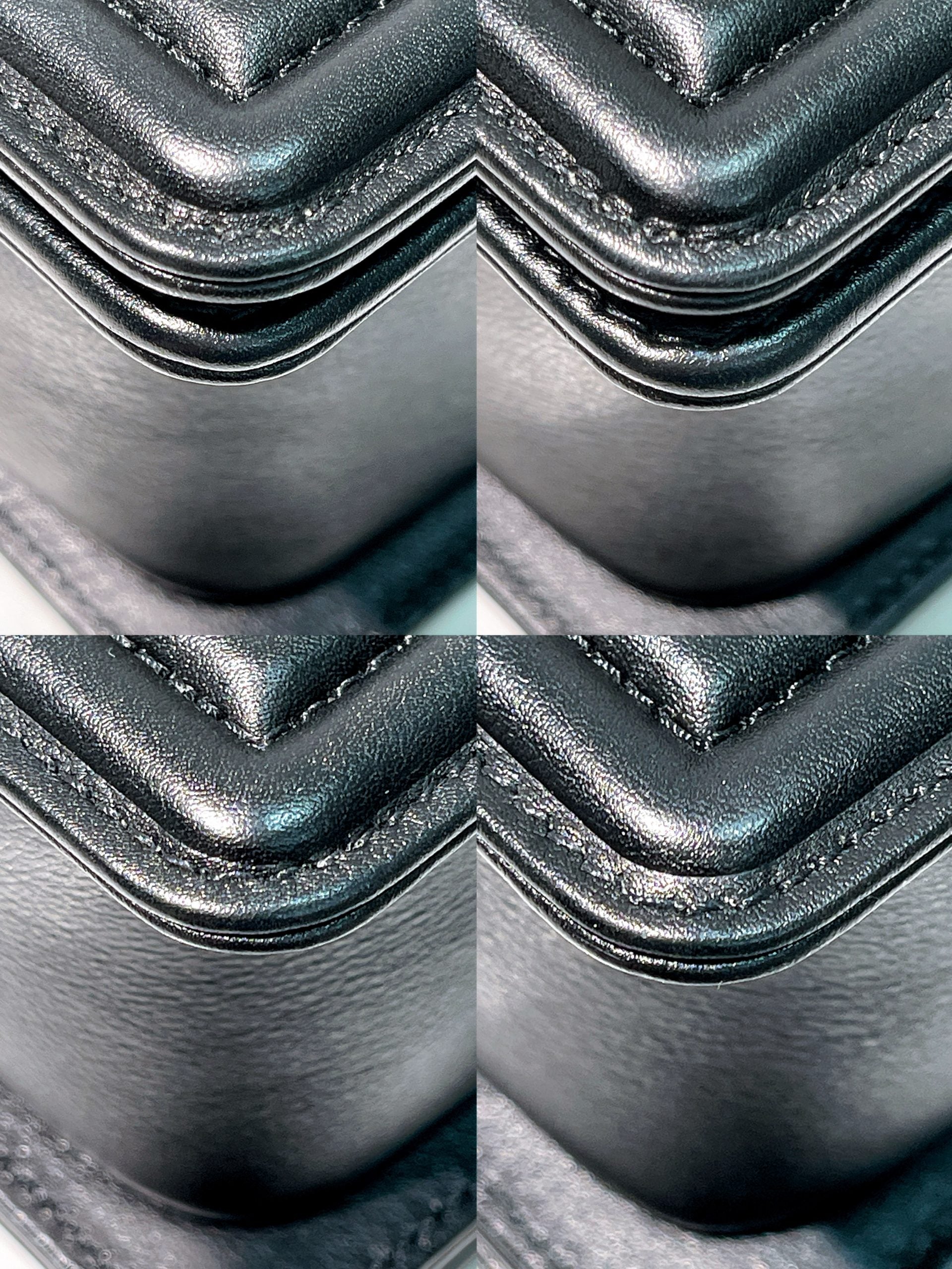 CHANEL SMALL BOY HANDBAG, Black/Gold