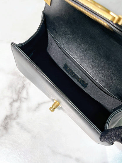 CHANEL SMALL BOY HANDBAG, Black/Gold