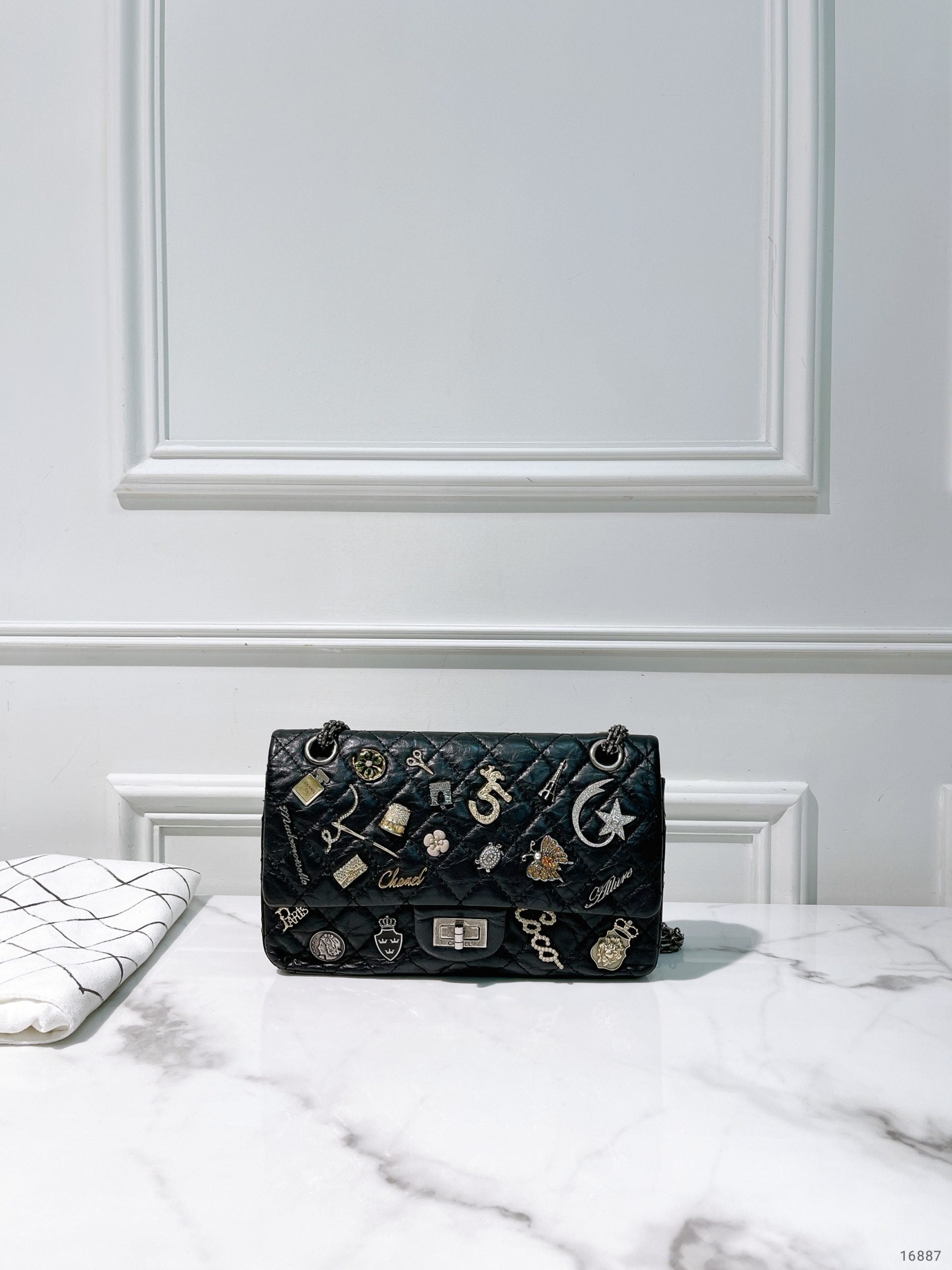 CHANEL SMALL 2.55 HANDBAG, Black/Silver