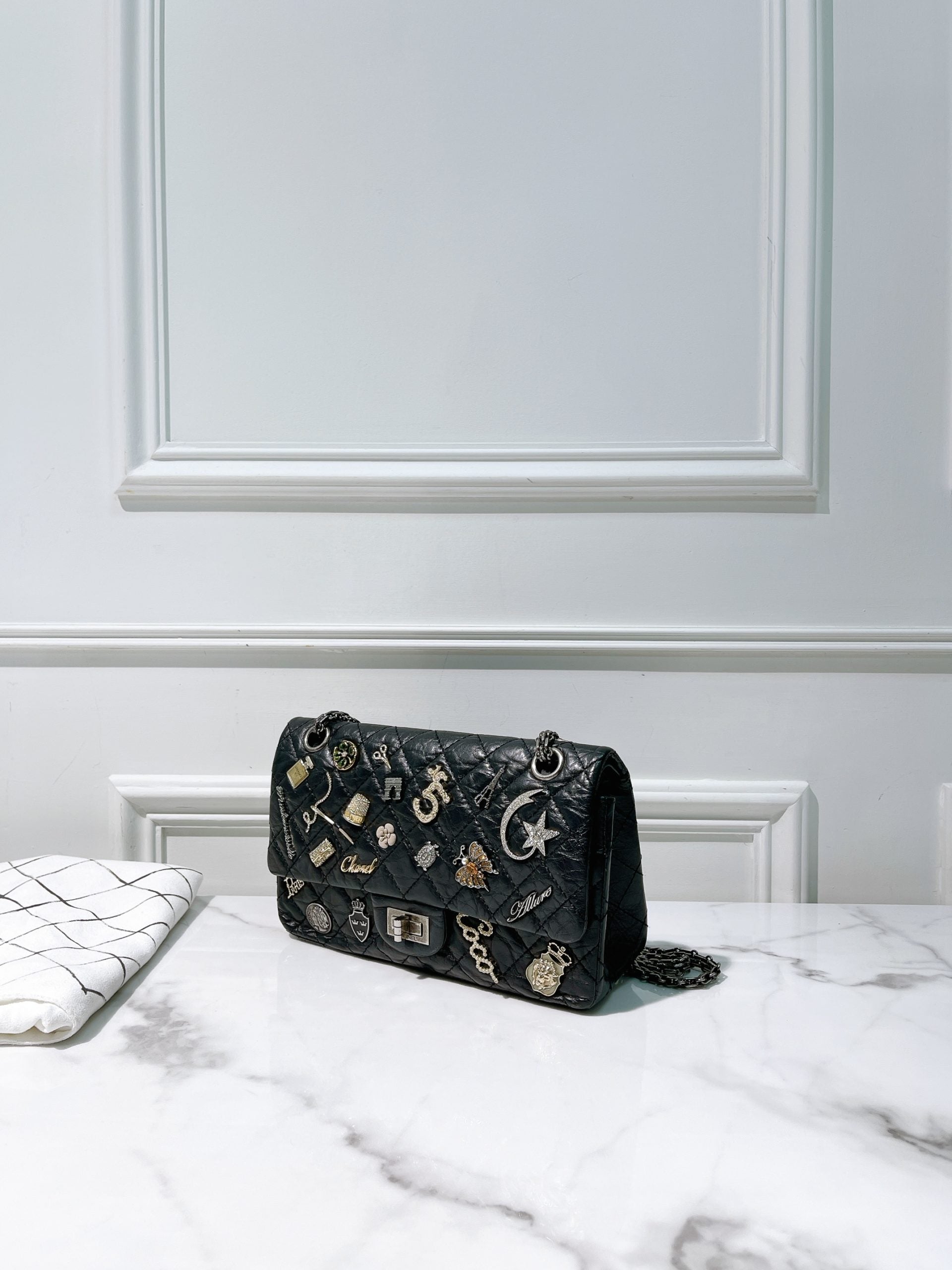 CHANEL SMALL 2.55 HANDBAG, Black/Silver