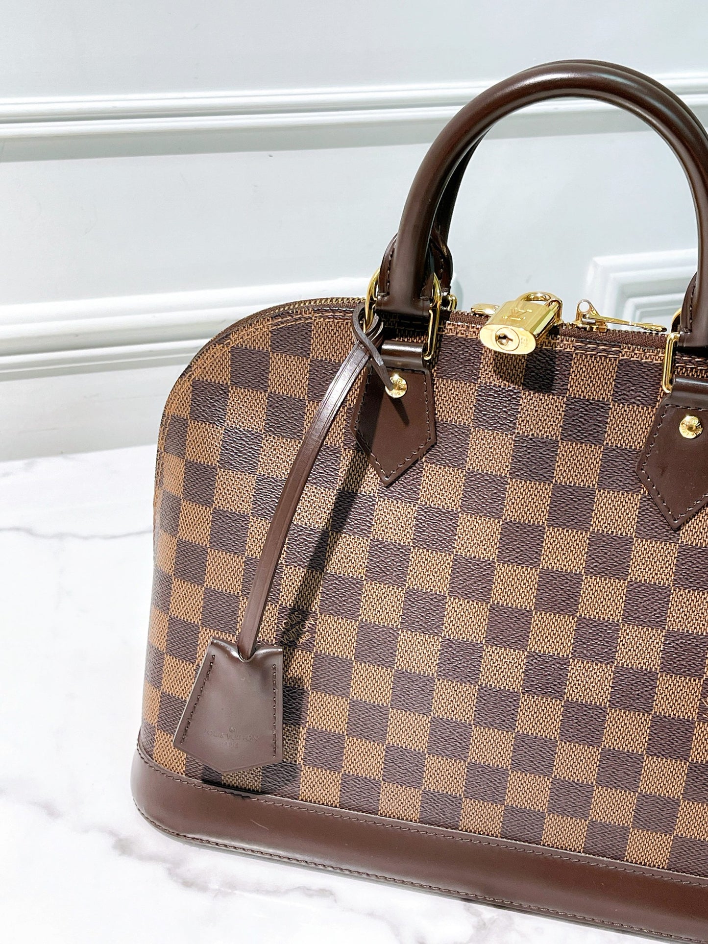 LV ALMA PM, Damier