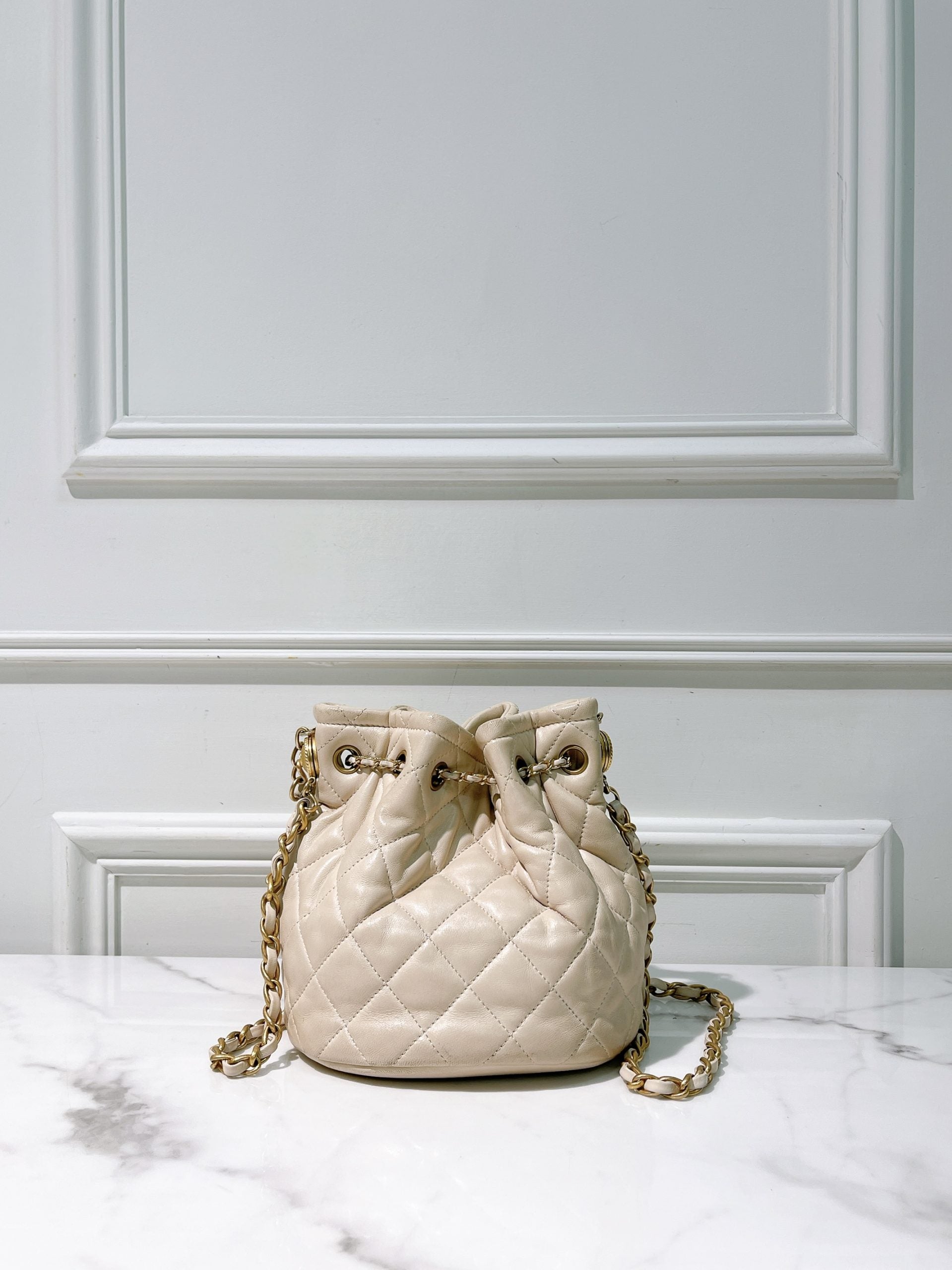 CHANEL BUCKET BAG, Beige/Gold