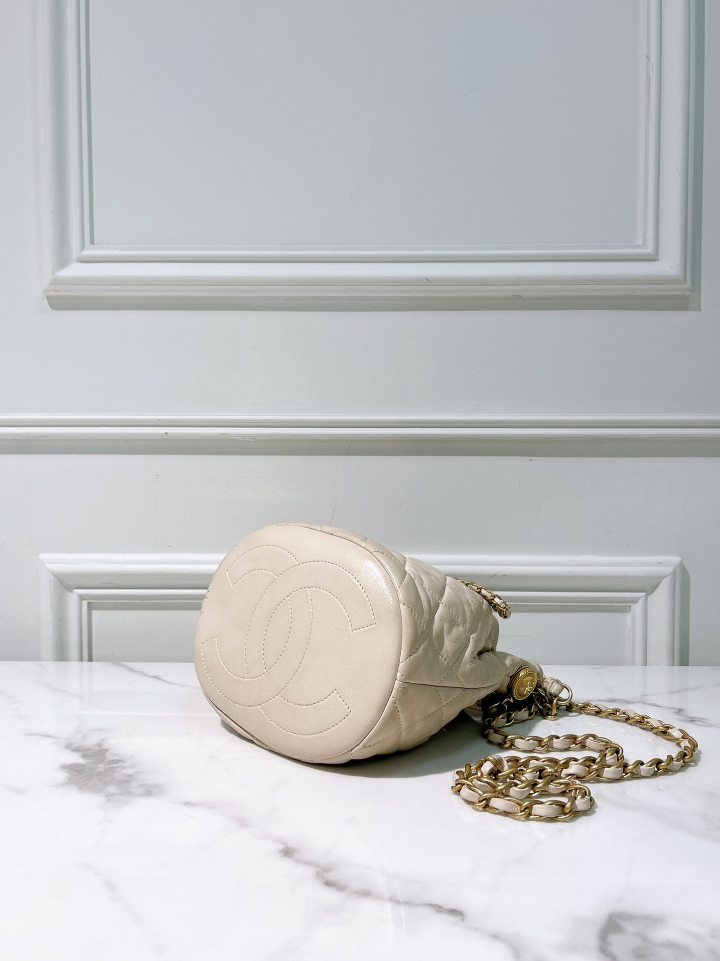 CHANEL BUCKET BAG, Beige/Gold