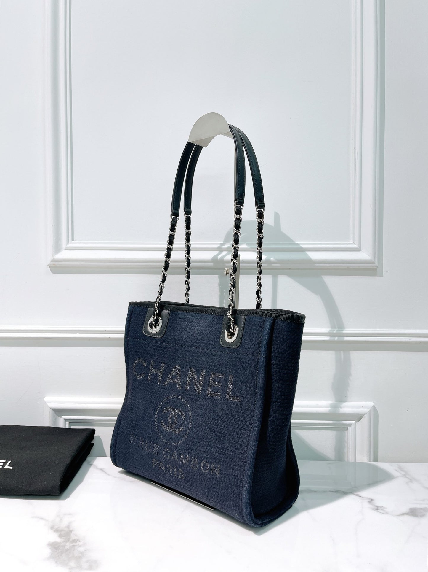 CHANEL SMALL SHOPPING TOTE, Navy/Silver