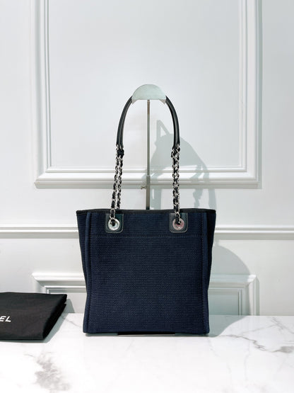 CHANEL SMALL SHOPPING TOTE, Navy/Silver