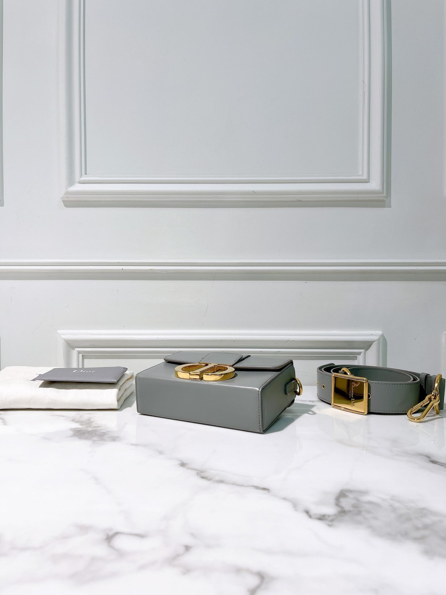 DIOR 30 MONTAIGNE BOX, Gray/Gold