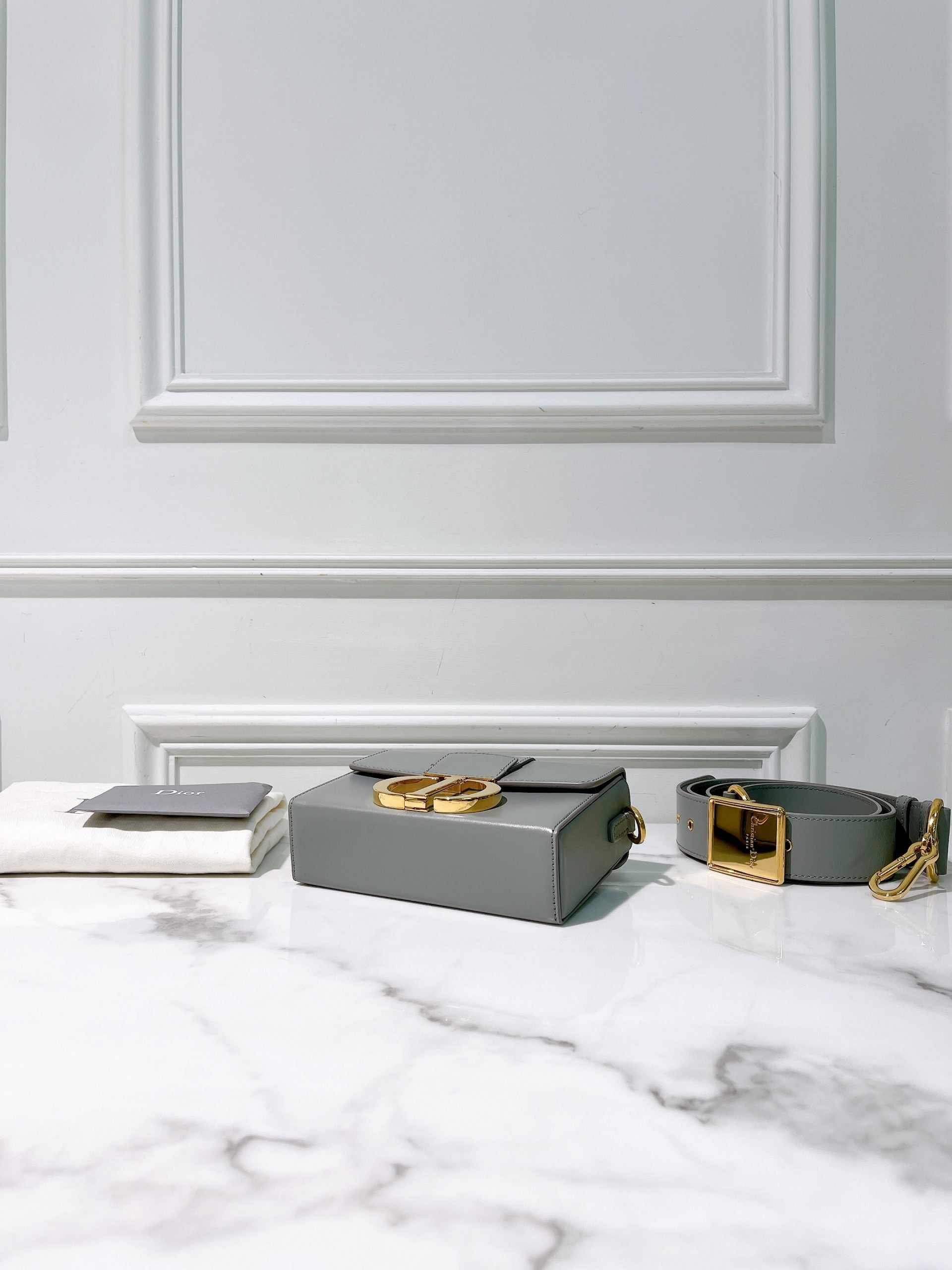 DIOR 30 MONTAIGNE BOX, Gray/Gold