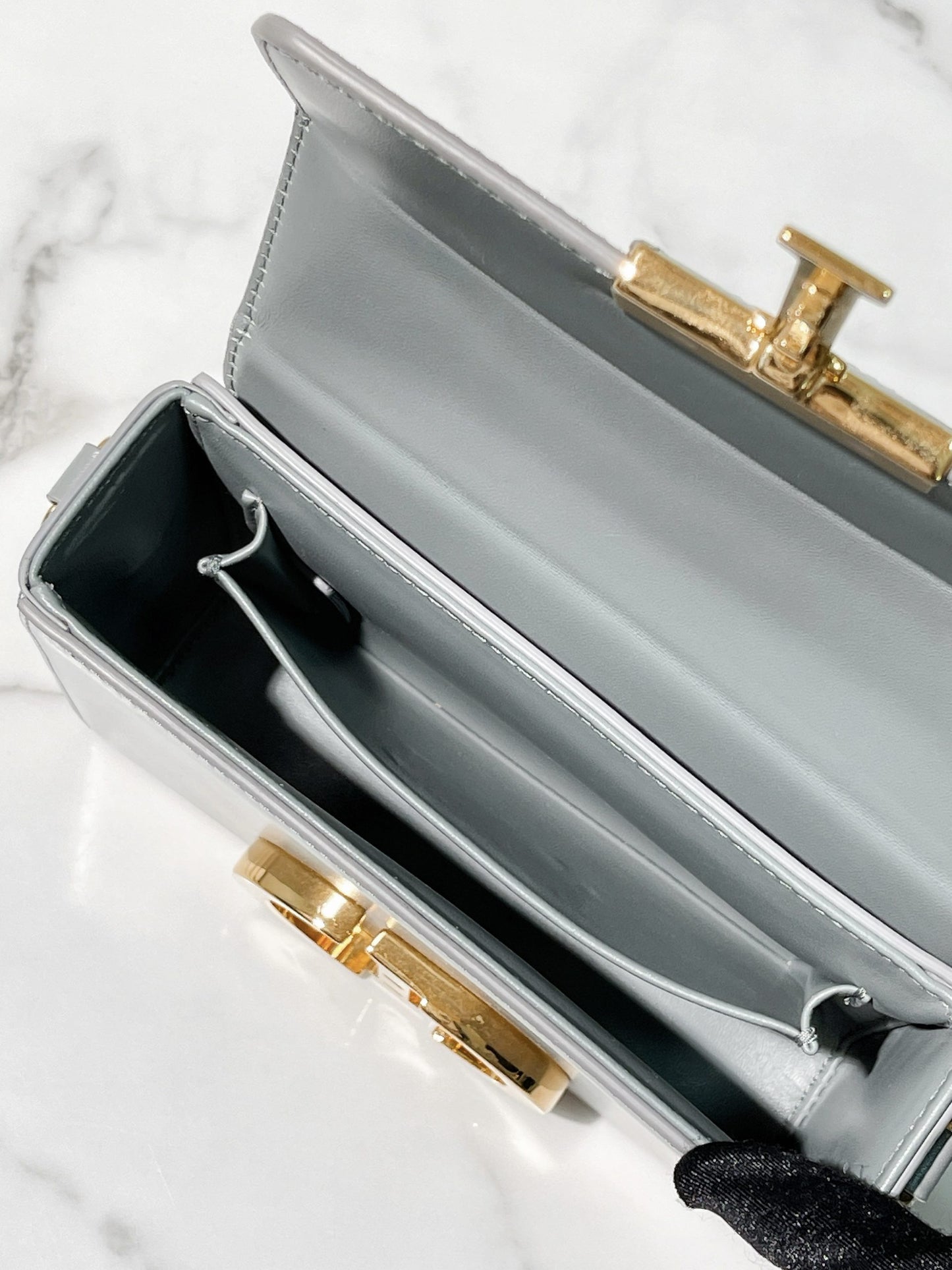 DIOR 30 MONTAIGNE BOX, Gray/Gold