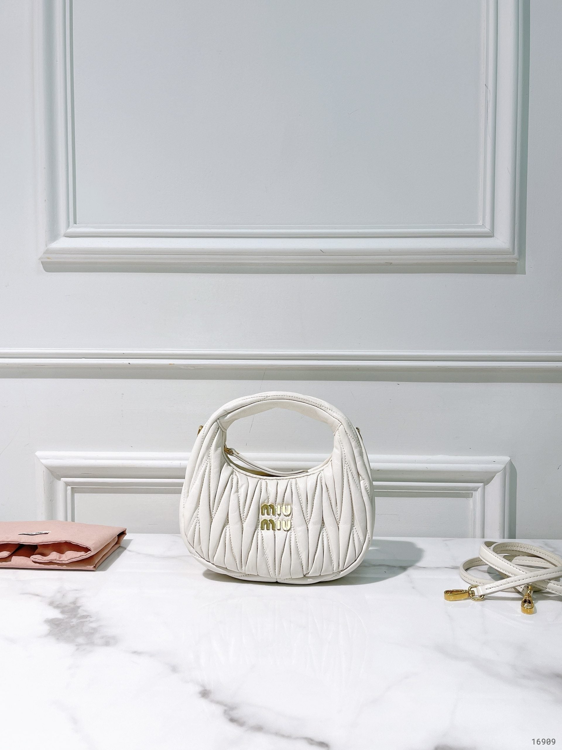 MIUMIU MINI WANDER, White/Gold