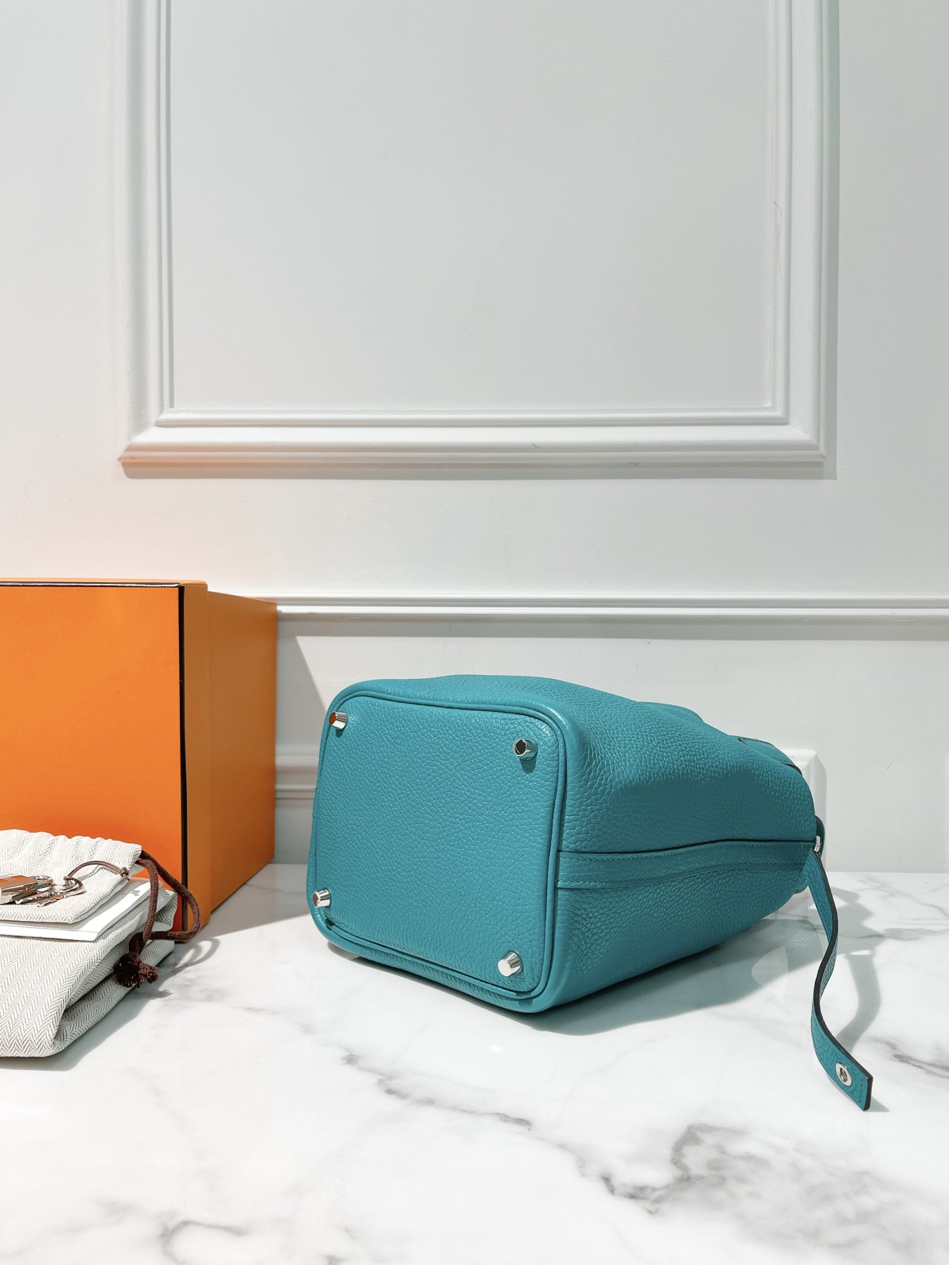 HERMES PICOTIN 18, Bleu Paon/Silver