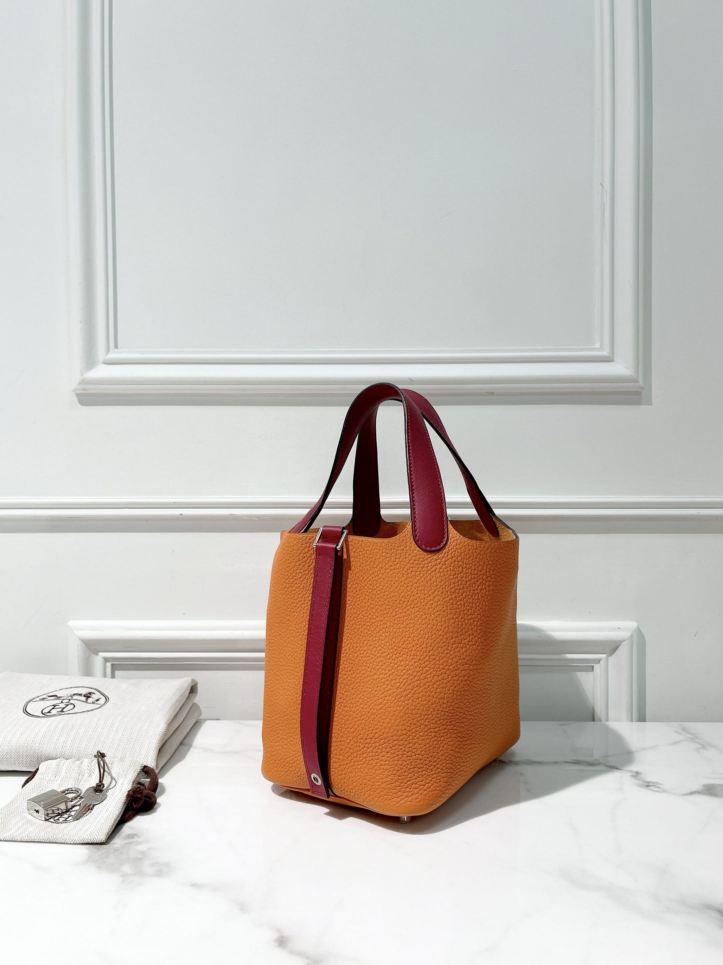 HERMES PICOTIN 18, Feu/Rouge H/Silver