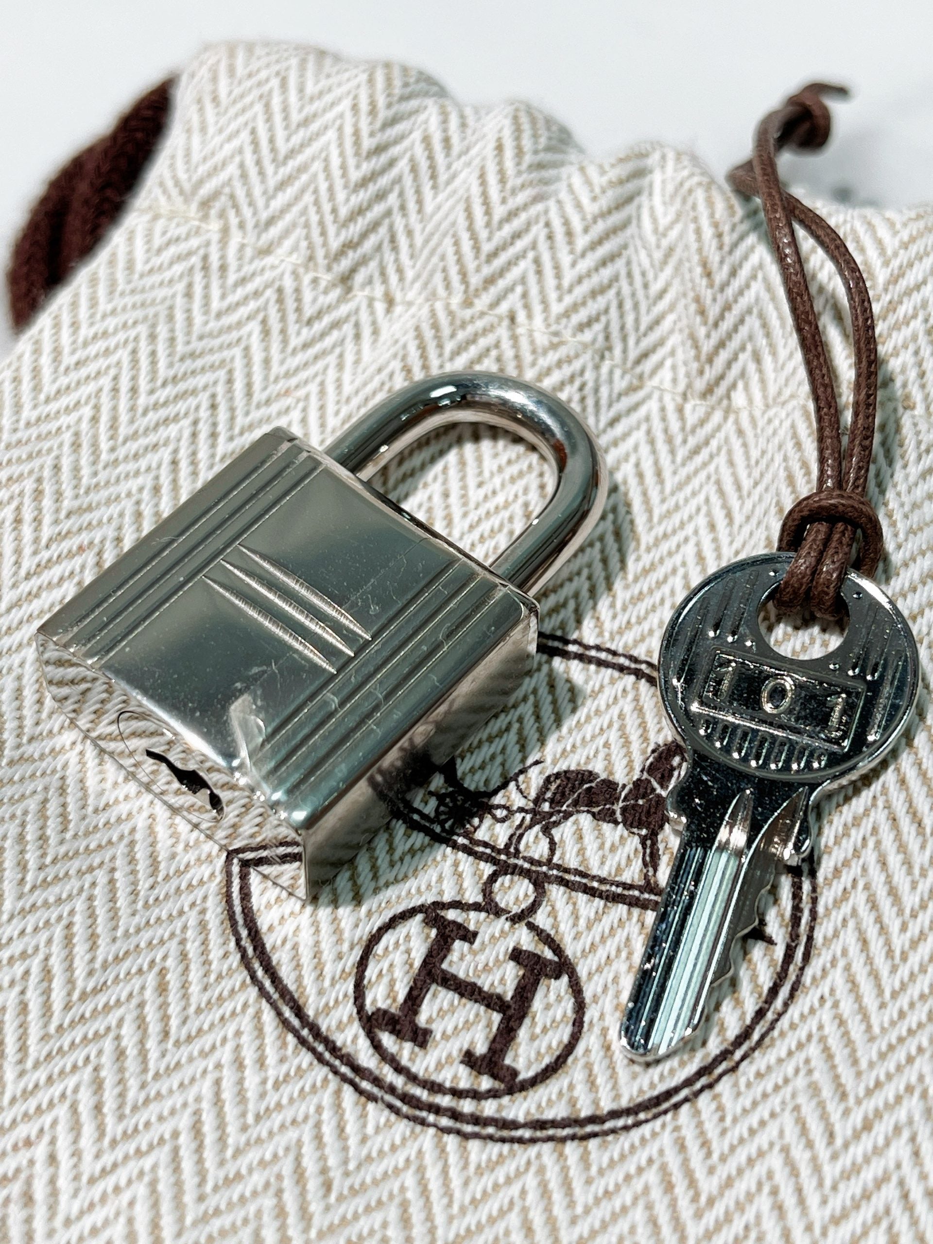 HERMES PICOTIN 18, Feu/Rouge H/Silver