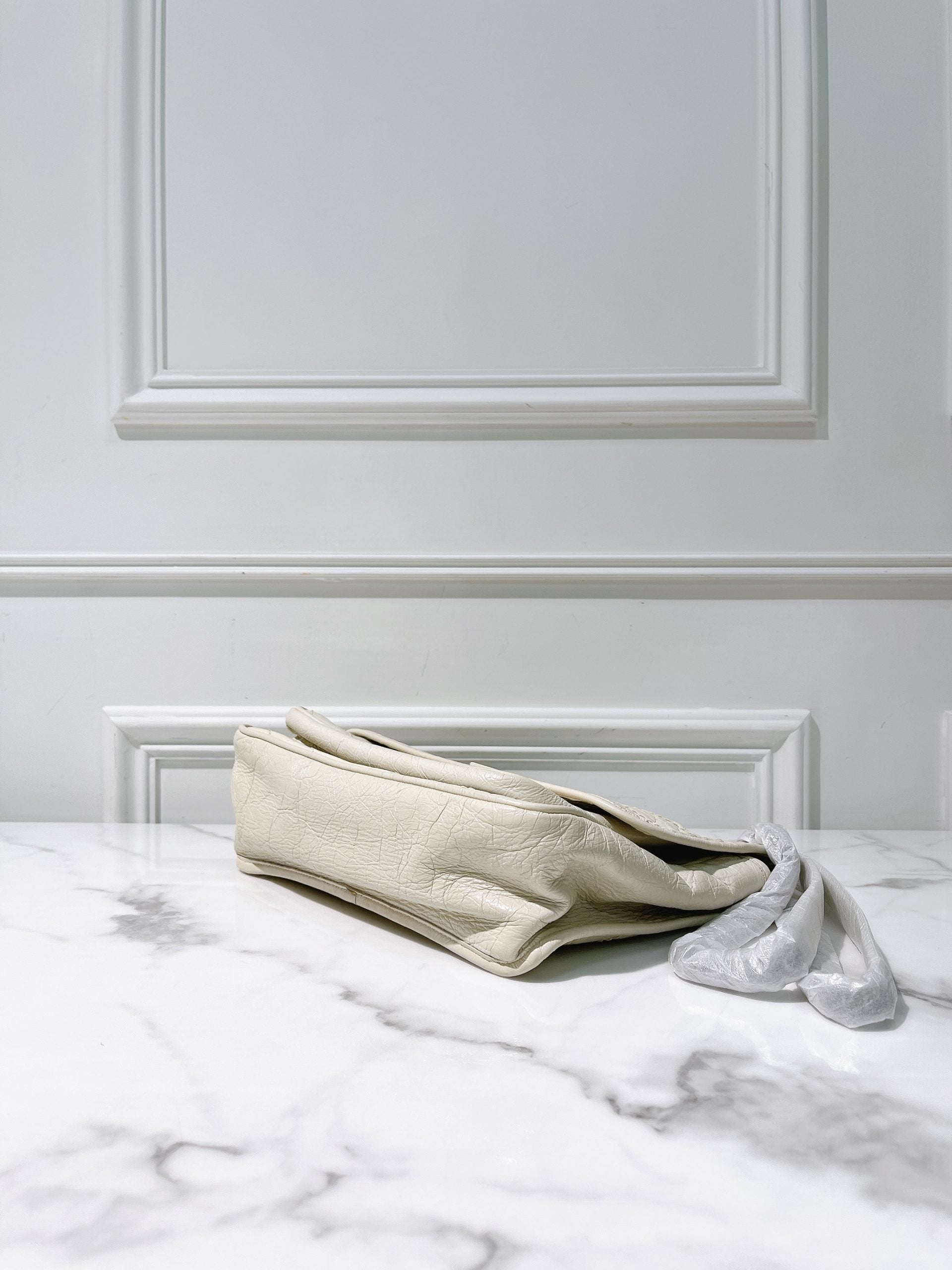 YSL MEDIUM NIKI, White/Silver