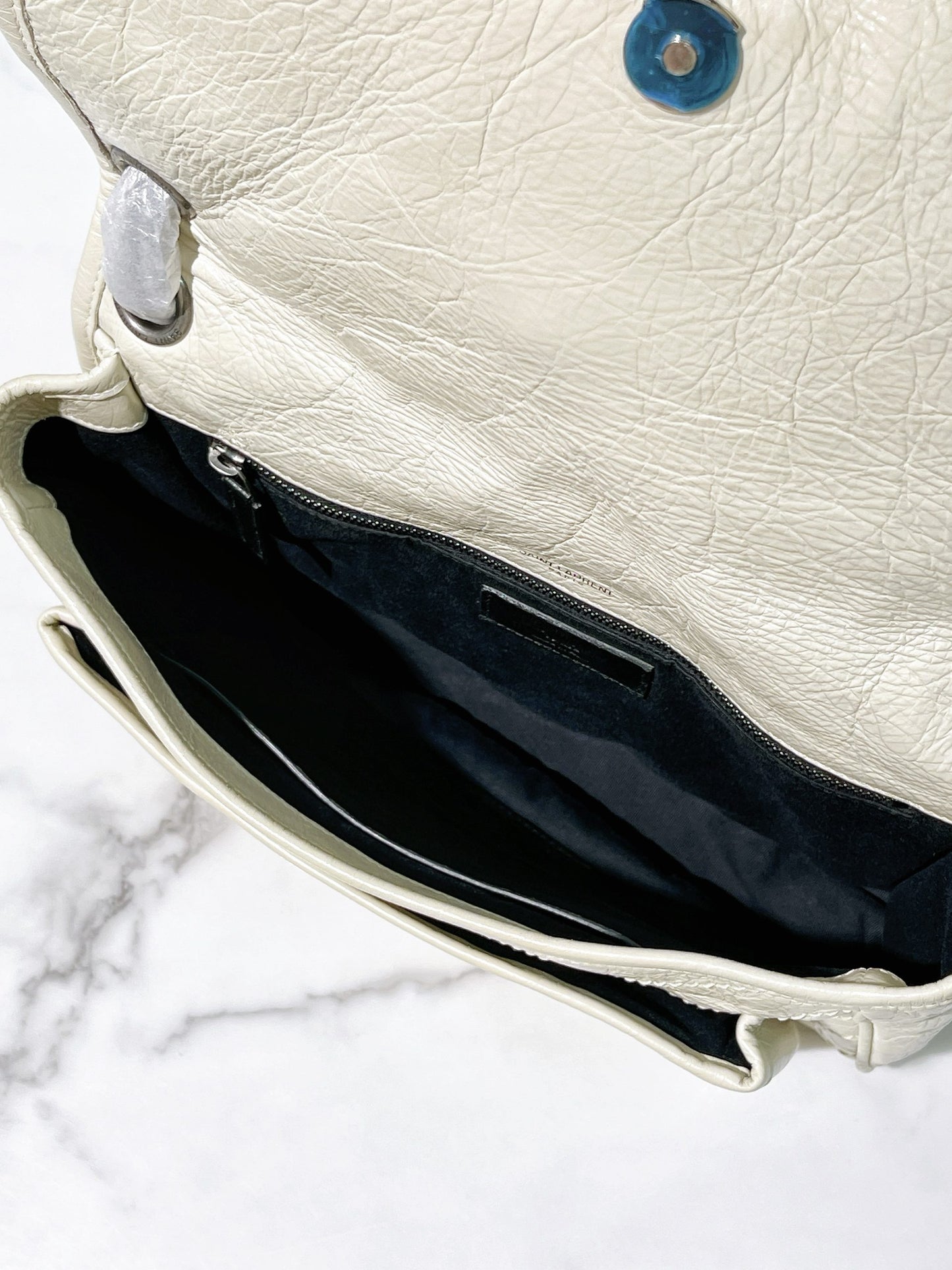 YSL MEDIUM NIKI, White/Silver