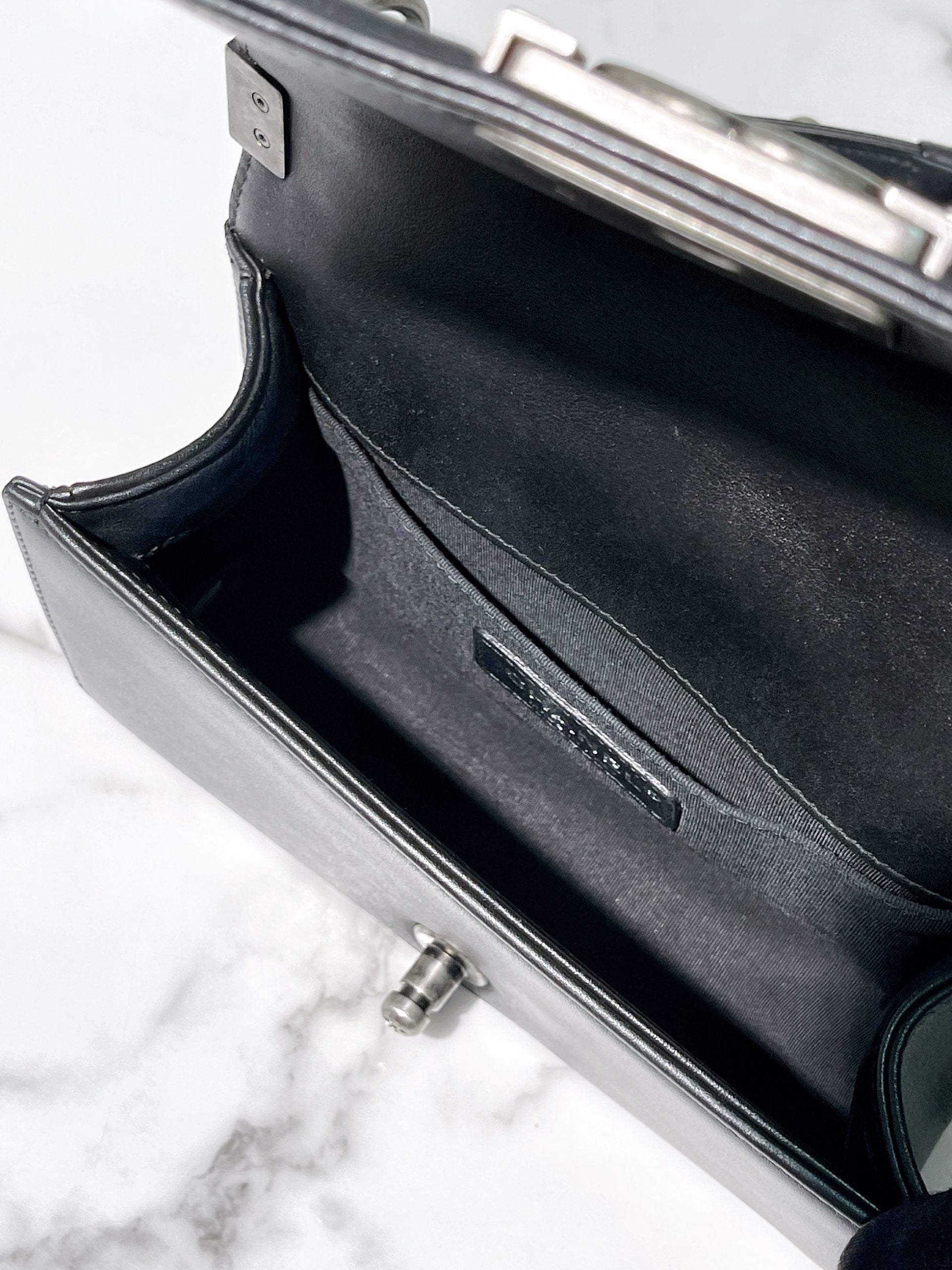 CHANEL SMALL LEBOY, Black/Silver