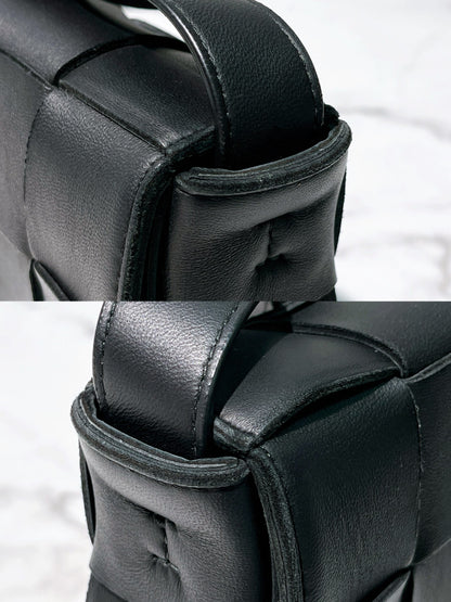 BOTTEGA VENETA CASSETTE, Black