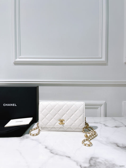 CHANEL WOC, White/Gold
