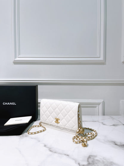 CHANEL WOC, White/Gold