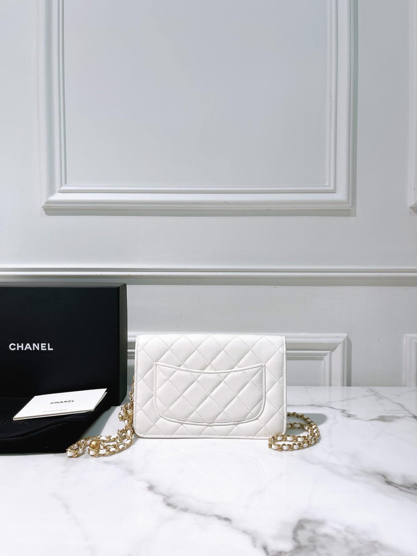 CHANEL WOC, White/Gold