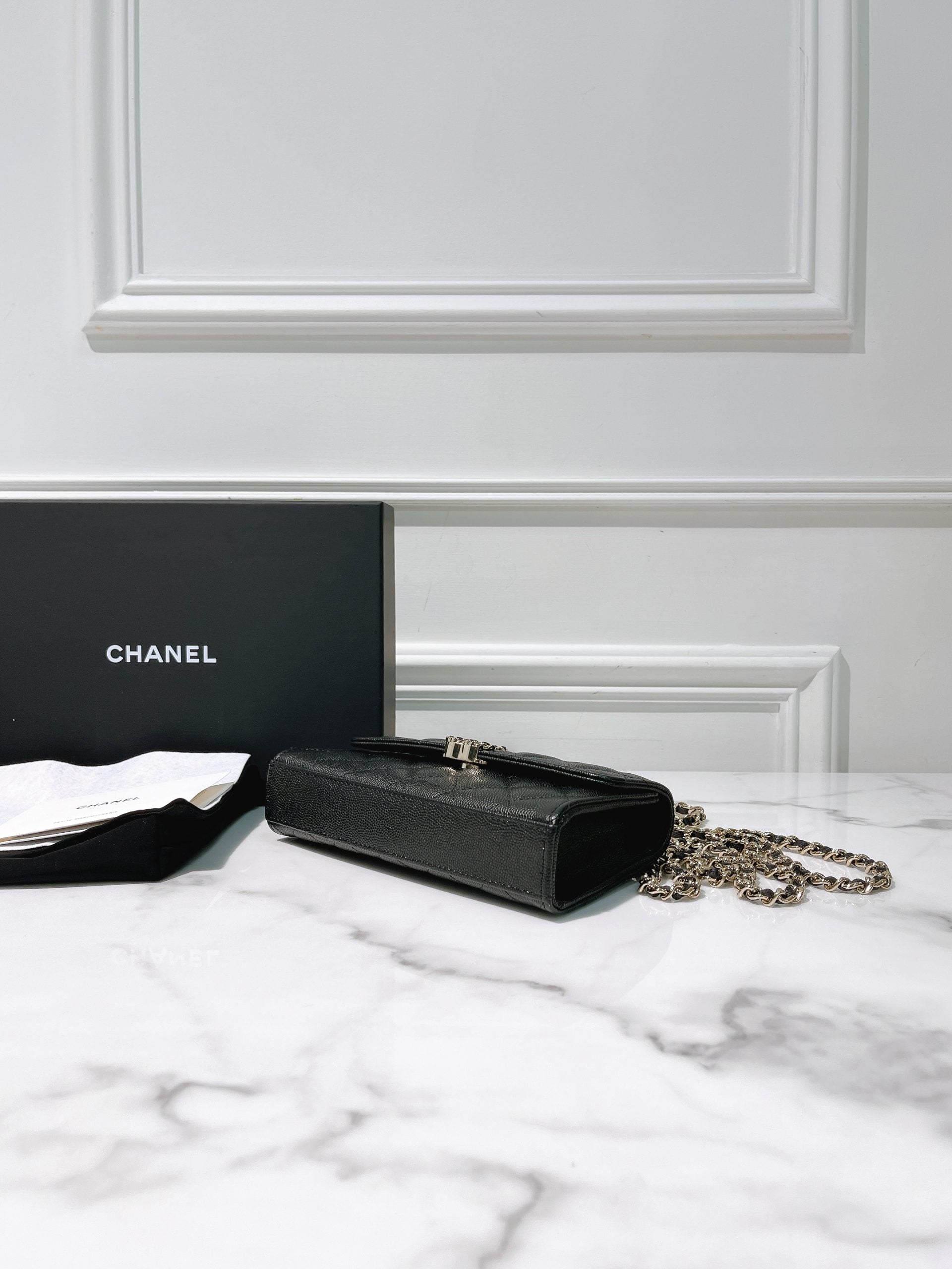 CHANEL 25S KELLY, Black/Gold