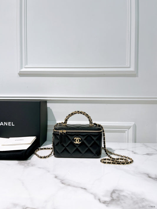 CHANEL 24B VANITY CASE WITH HANDLE, Black/Gold