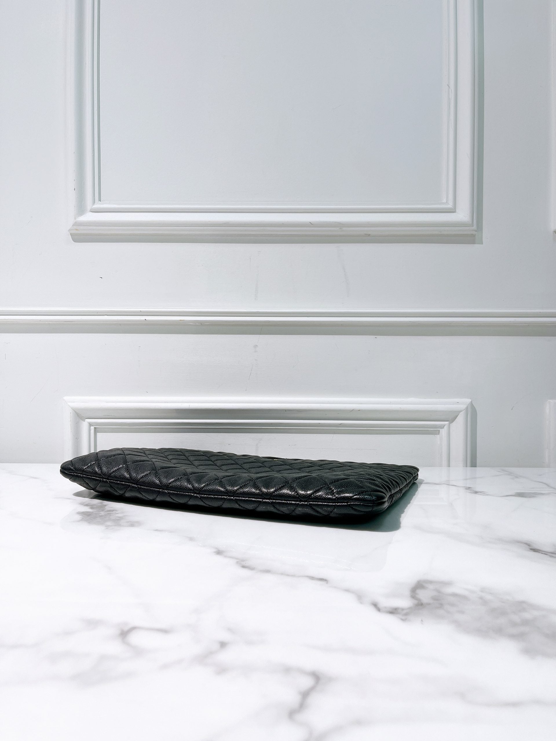 CHANEL CLASSIC POUCH, Black/Gold