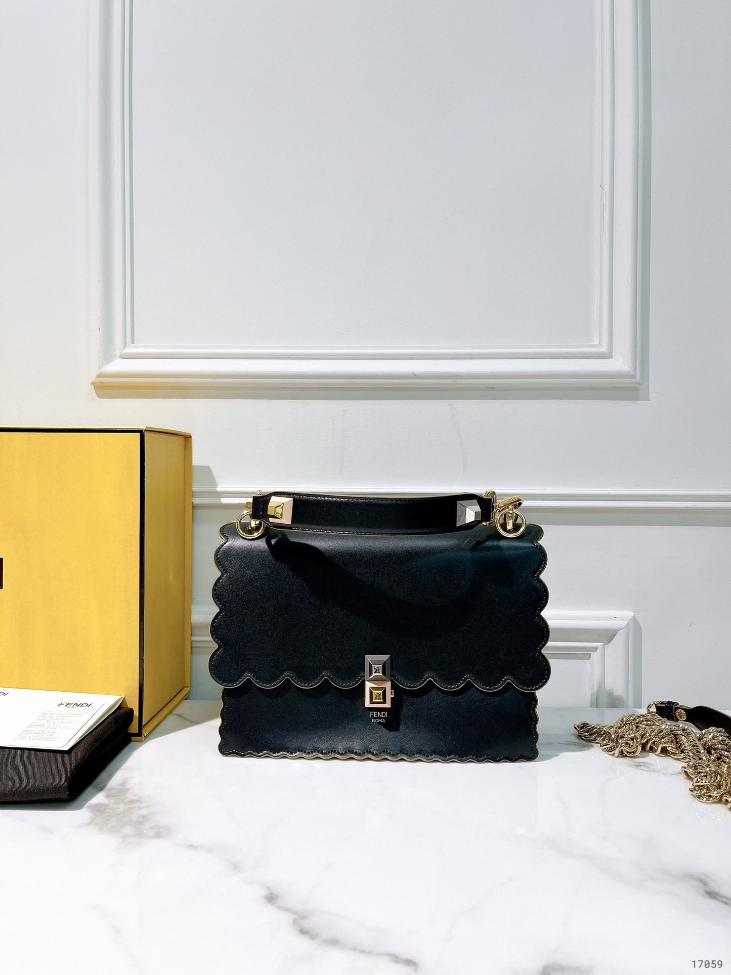 FENDI KAN I, Black/Gold