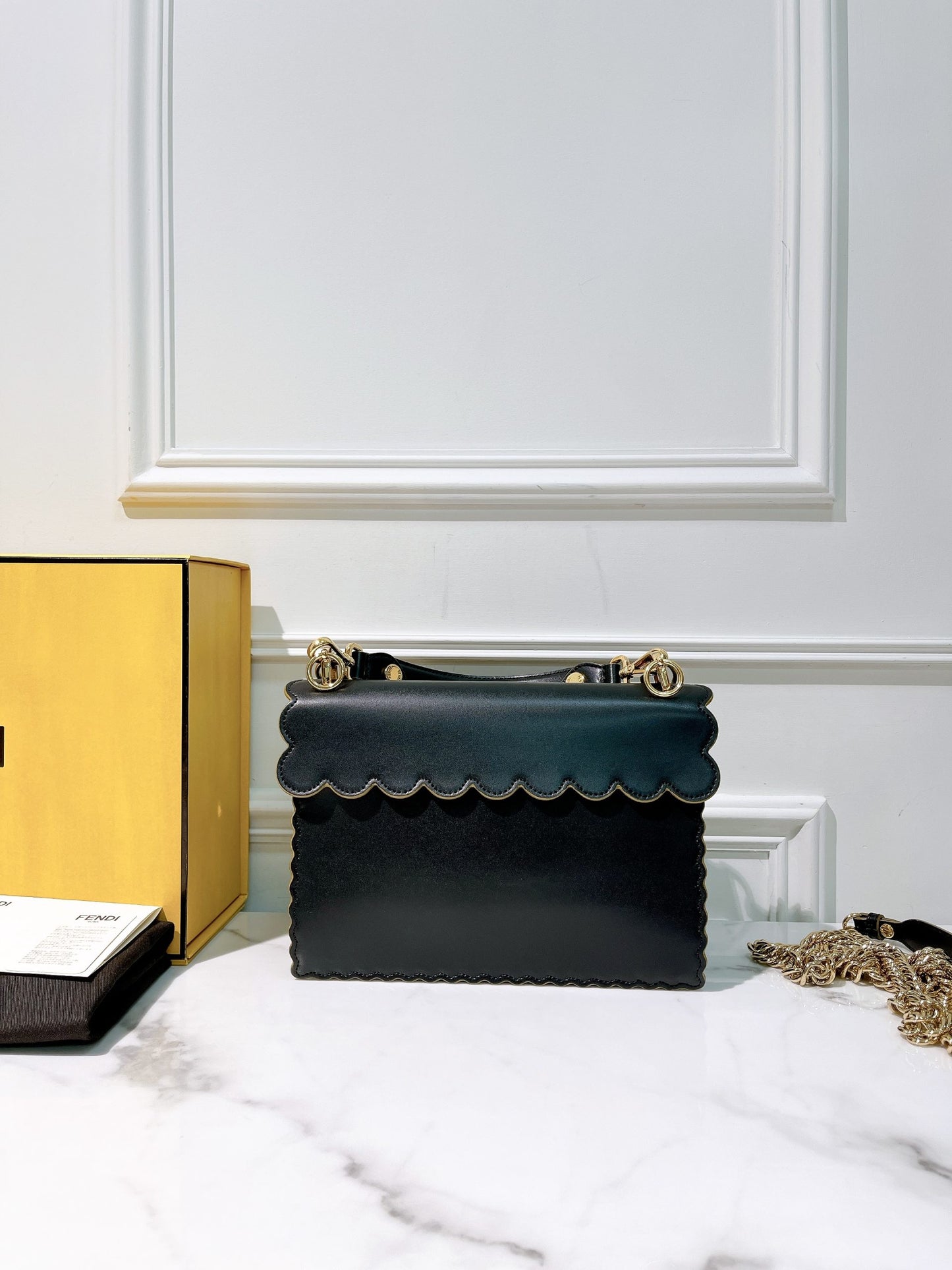 FENDI KAN I, Black/Gold