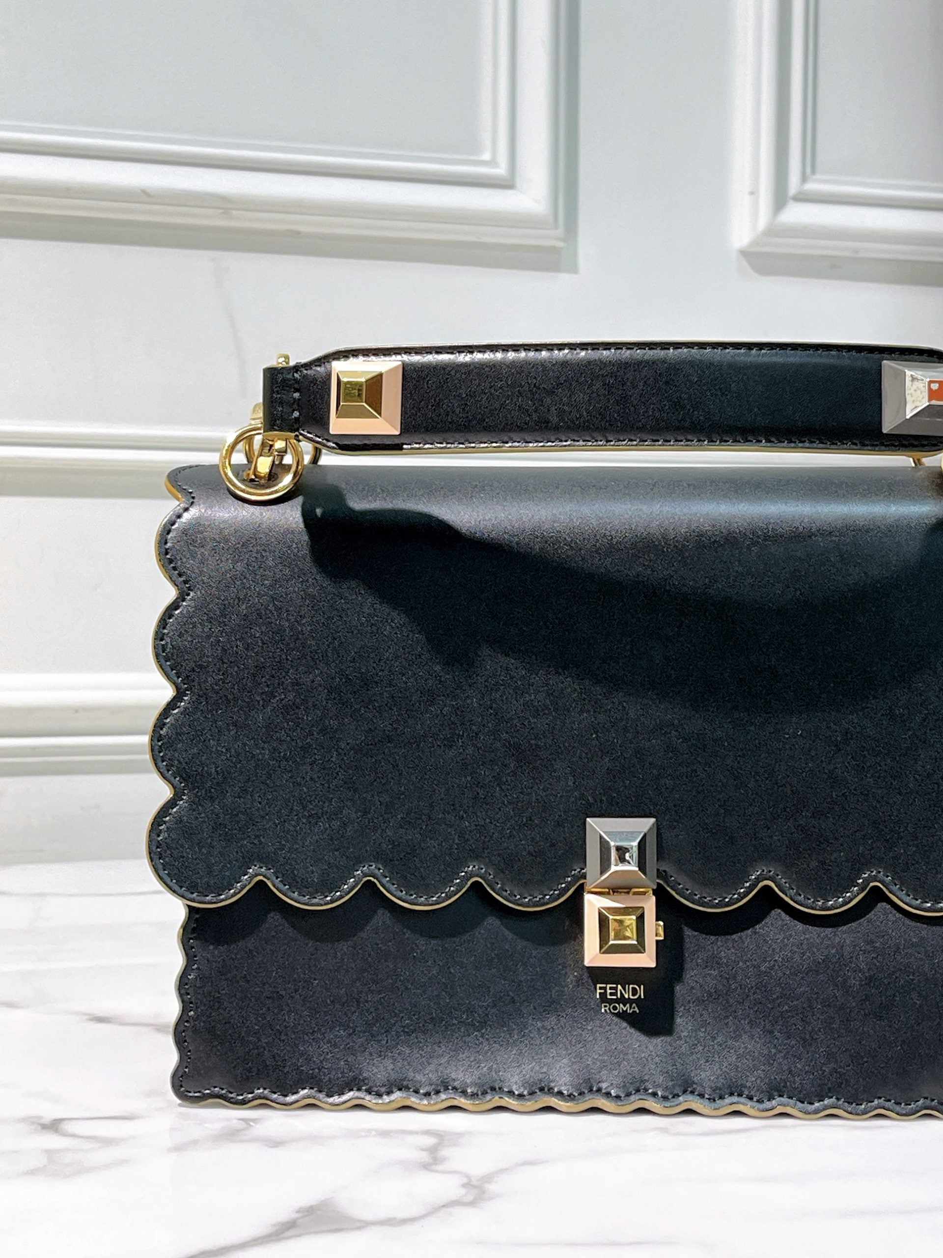 FENDI KAN I, Black/Gold