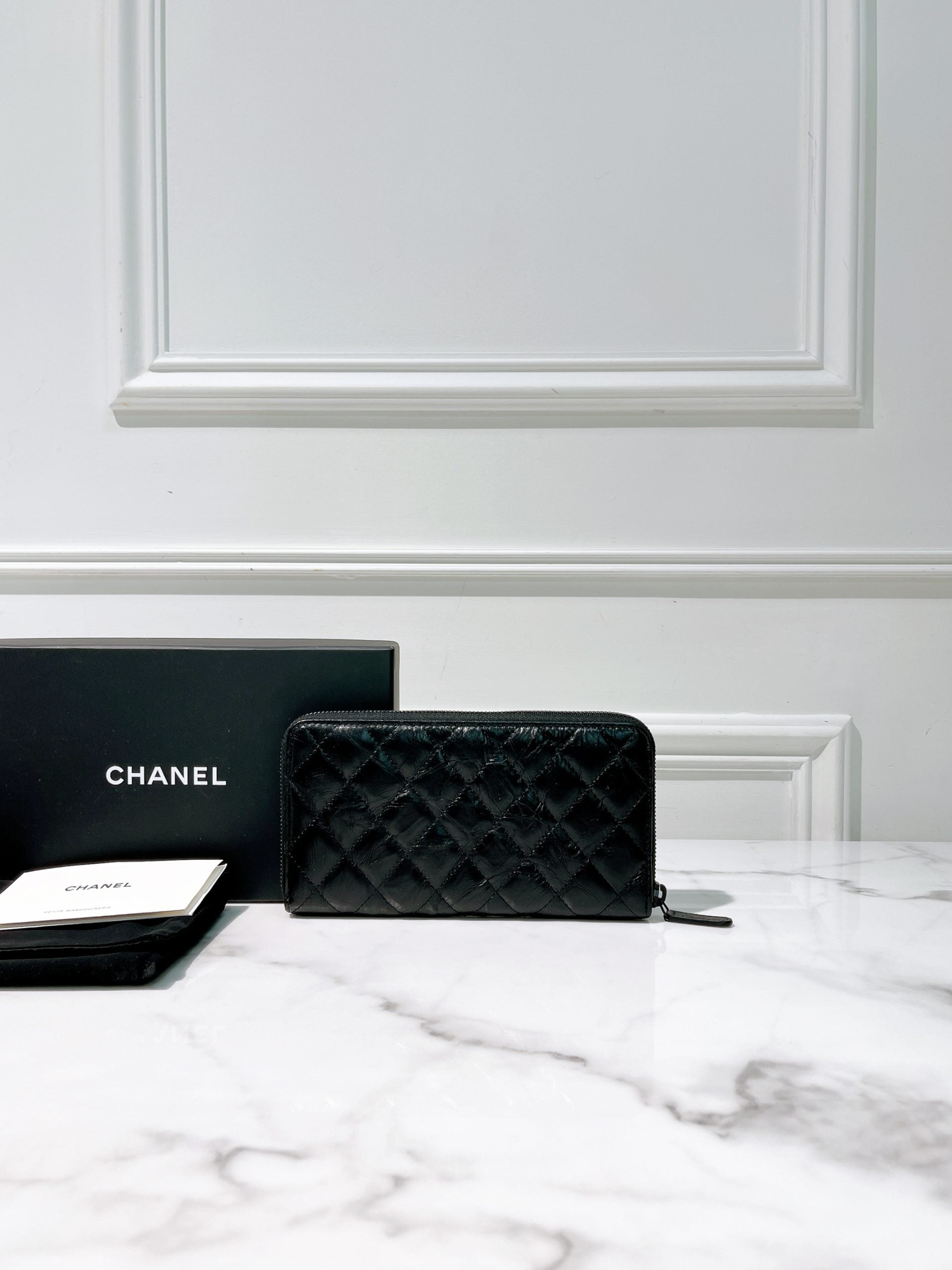 CHANEL 2.55 WALLET, So Black