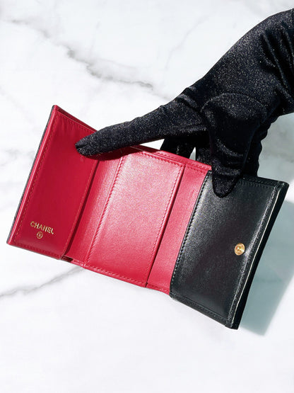 CHANEL 19 WALLET, Black/Gold