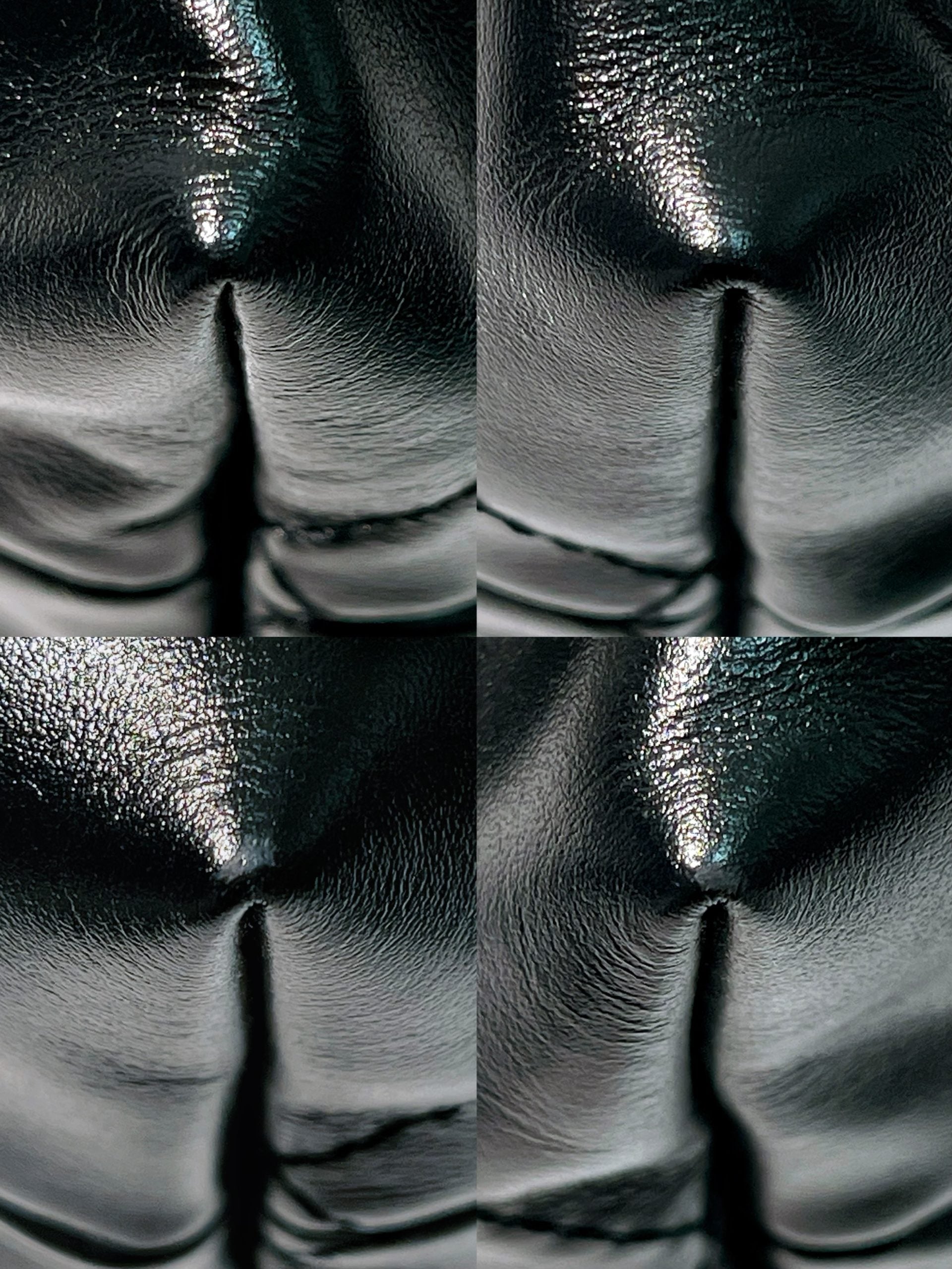 CHANEL 22 BAG, Black/Silver