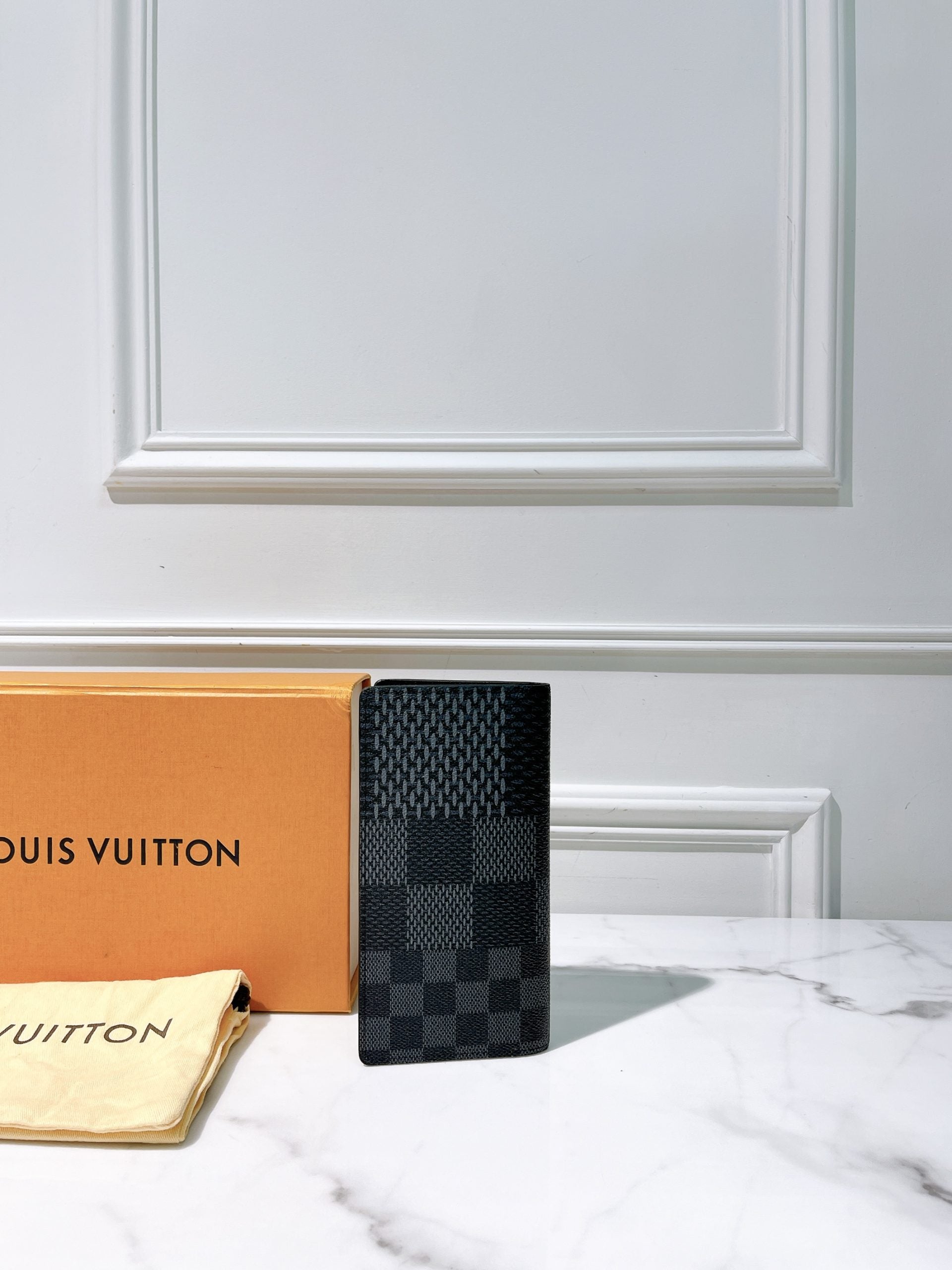 LV WALLET, Damier Graphite