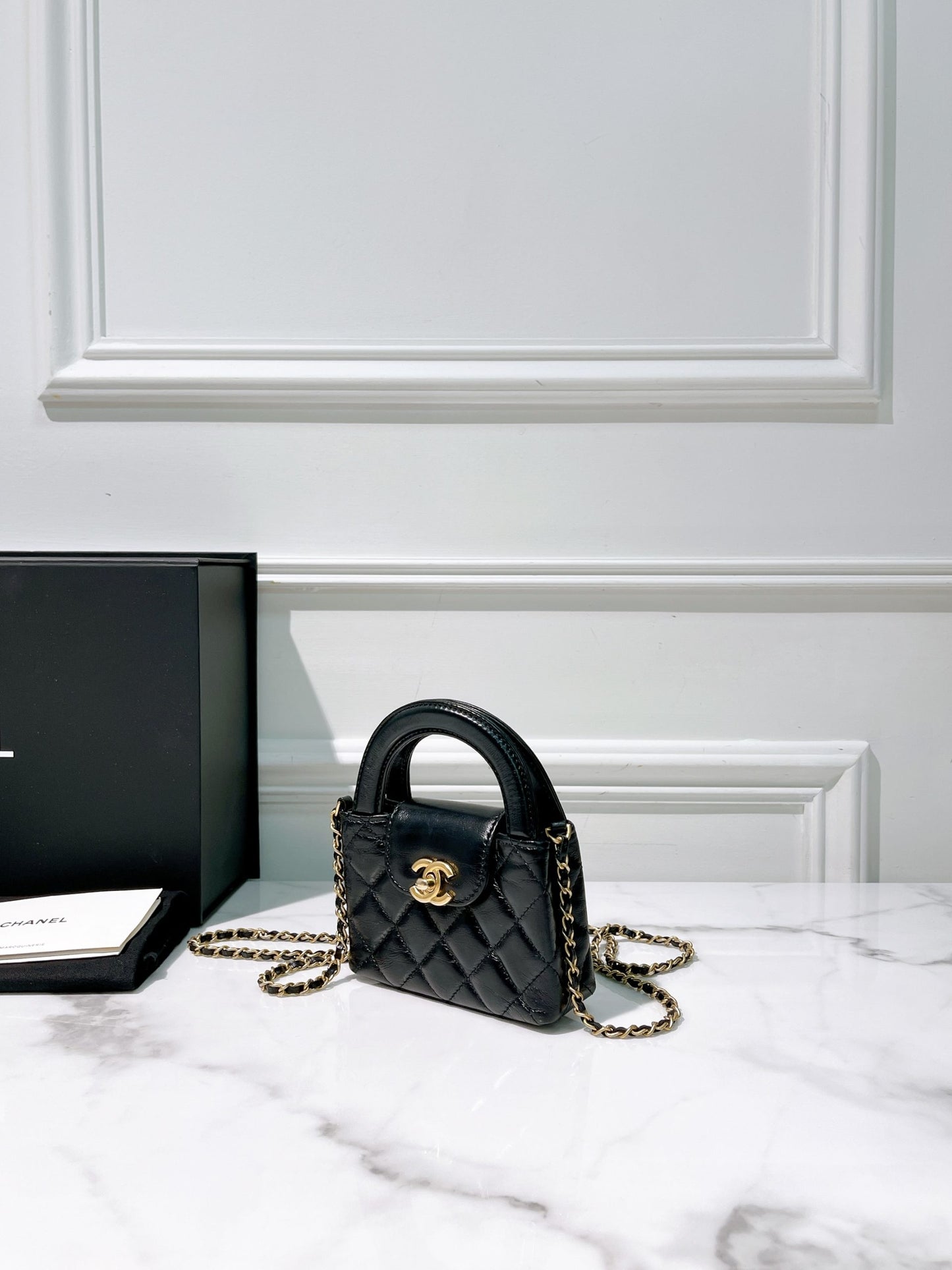 CHANEL KELLY MINI, Black/Gold